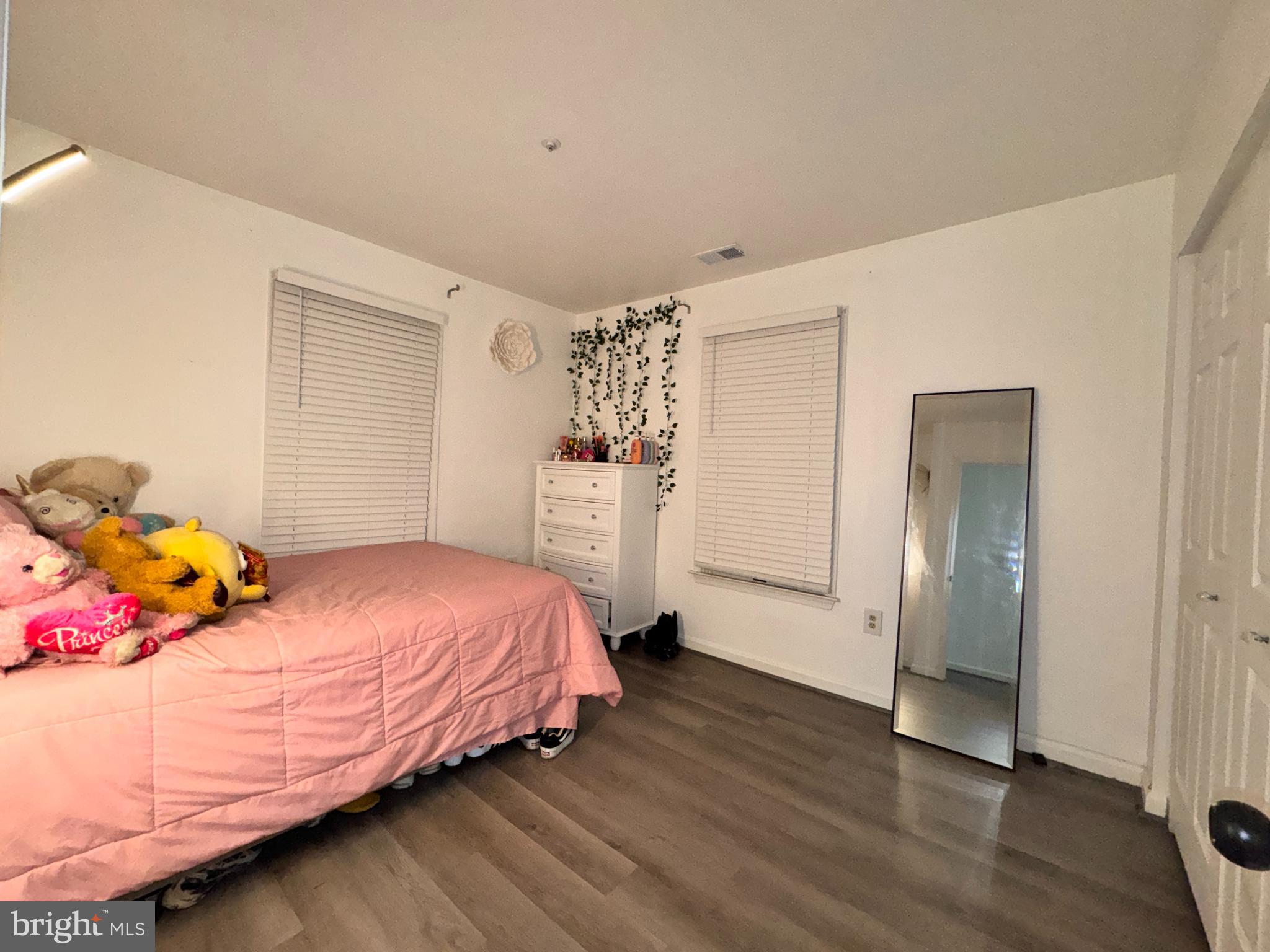 POINTER RIDGE - Residential