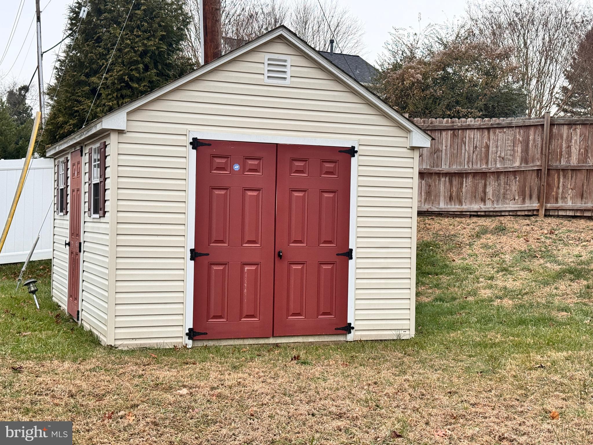 POINTER RIDGE - Residential