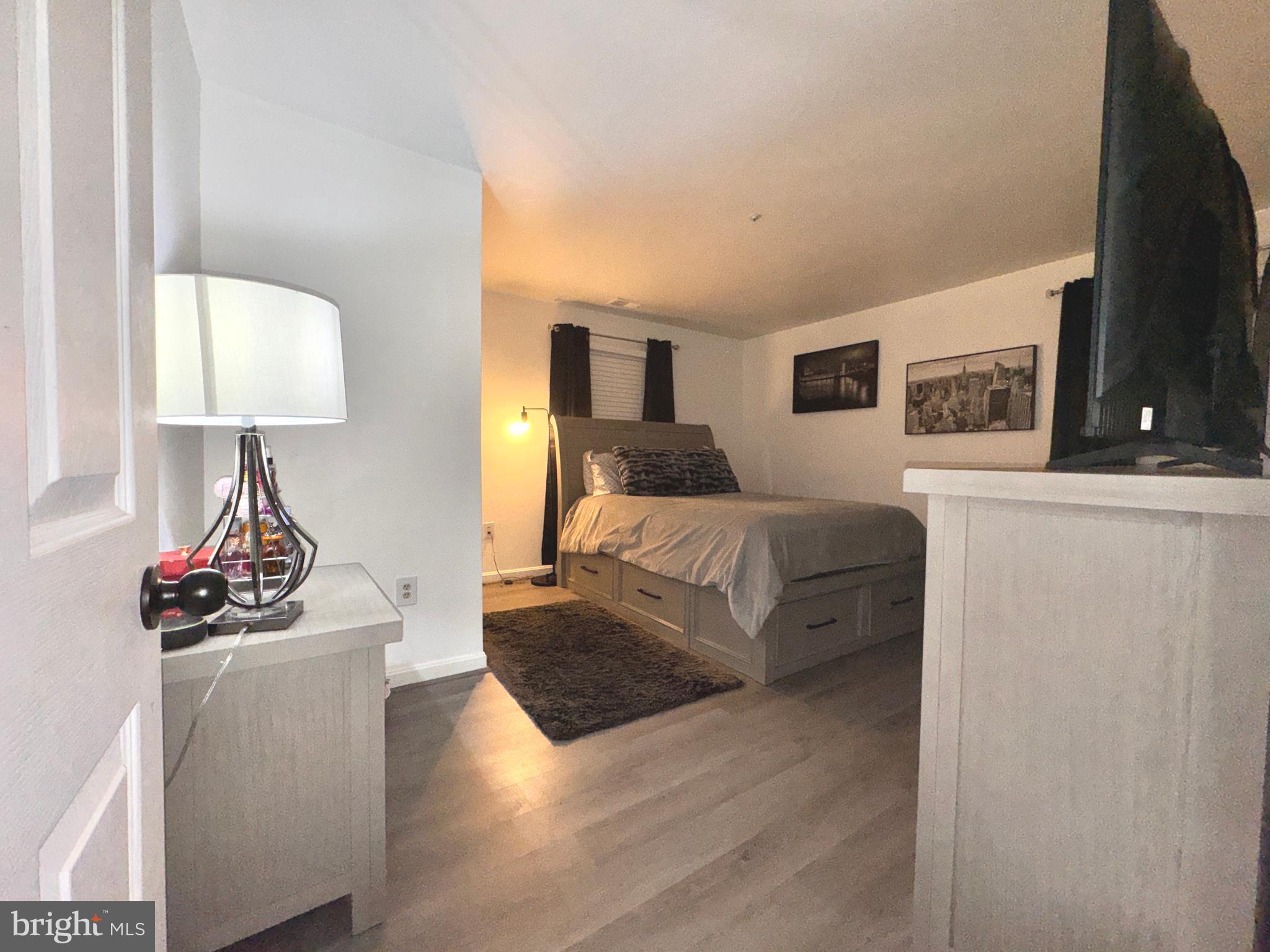 POINTER RIDGE - Residential