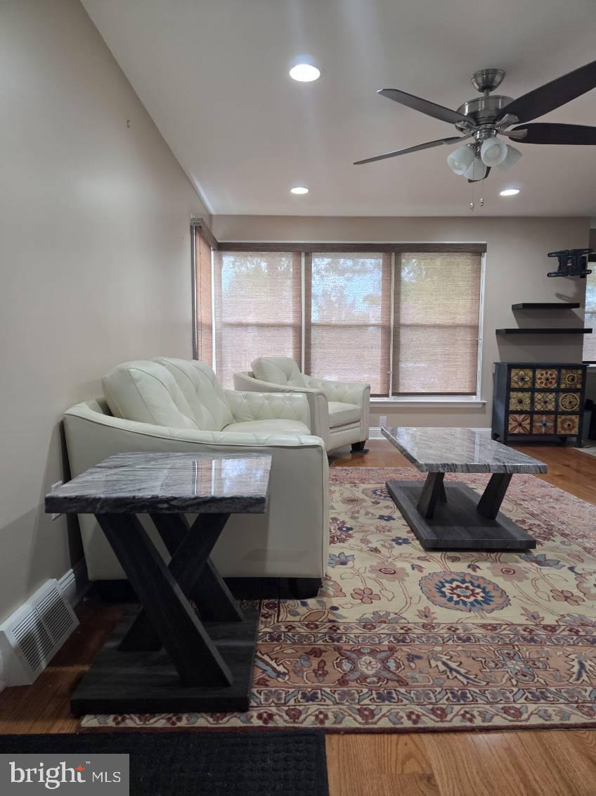 ABINGTON - Residential