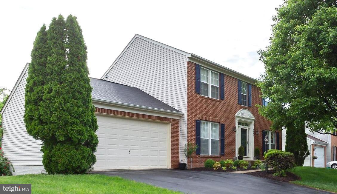 WAYSIDE VILLAGE - Residential Lease
