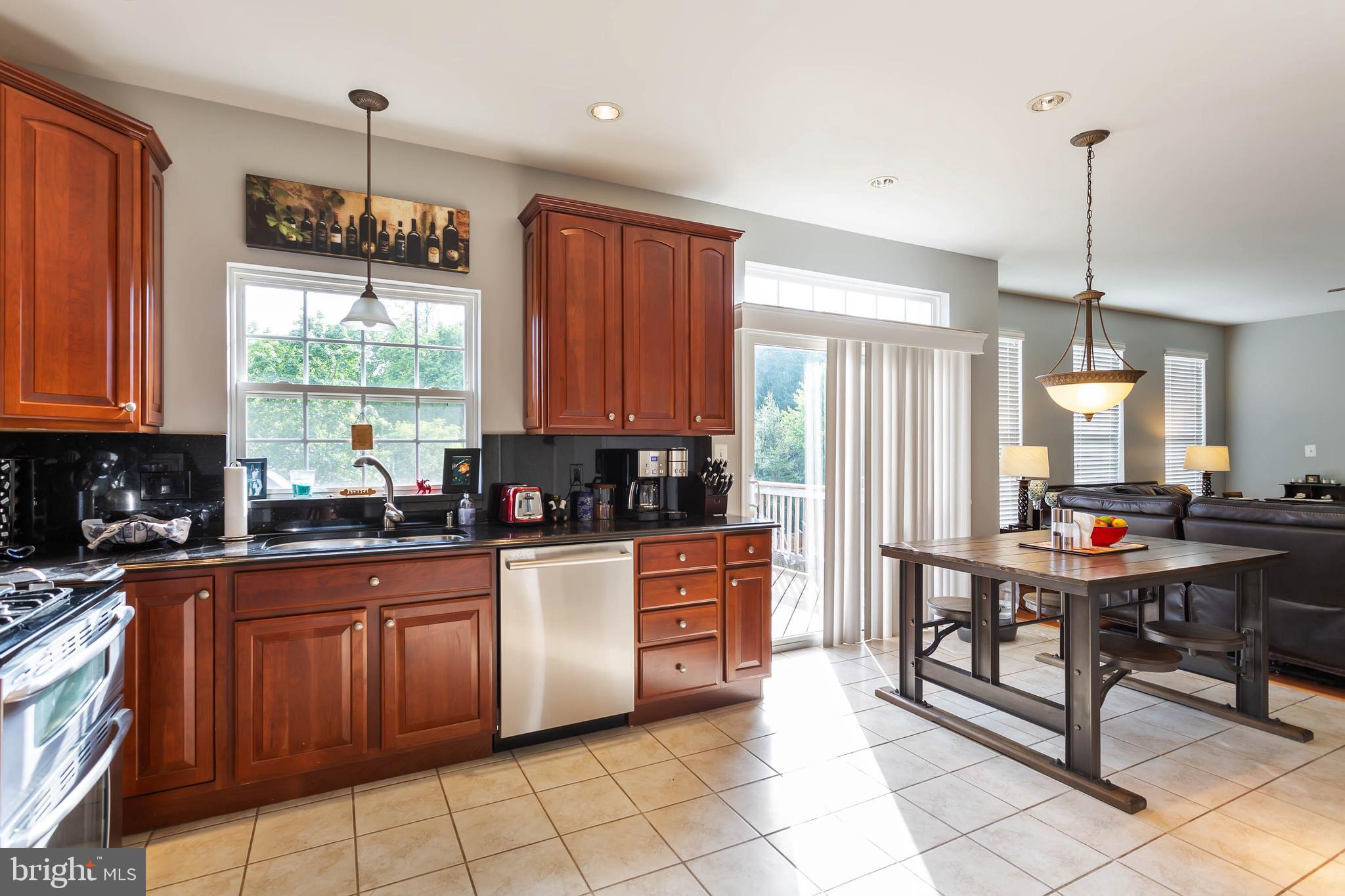 WAYSIDE VILLAGE - Residential Lease