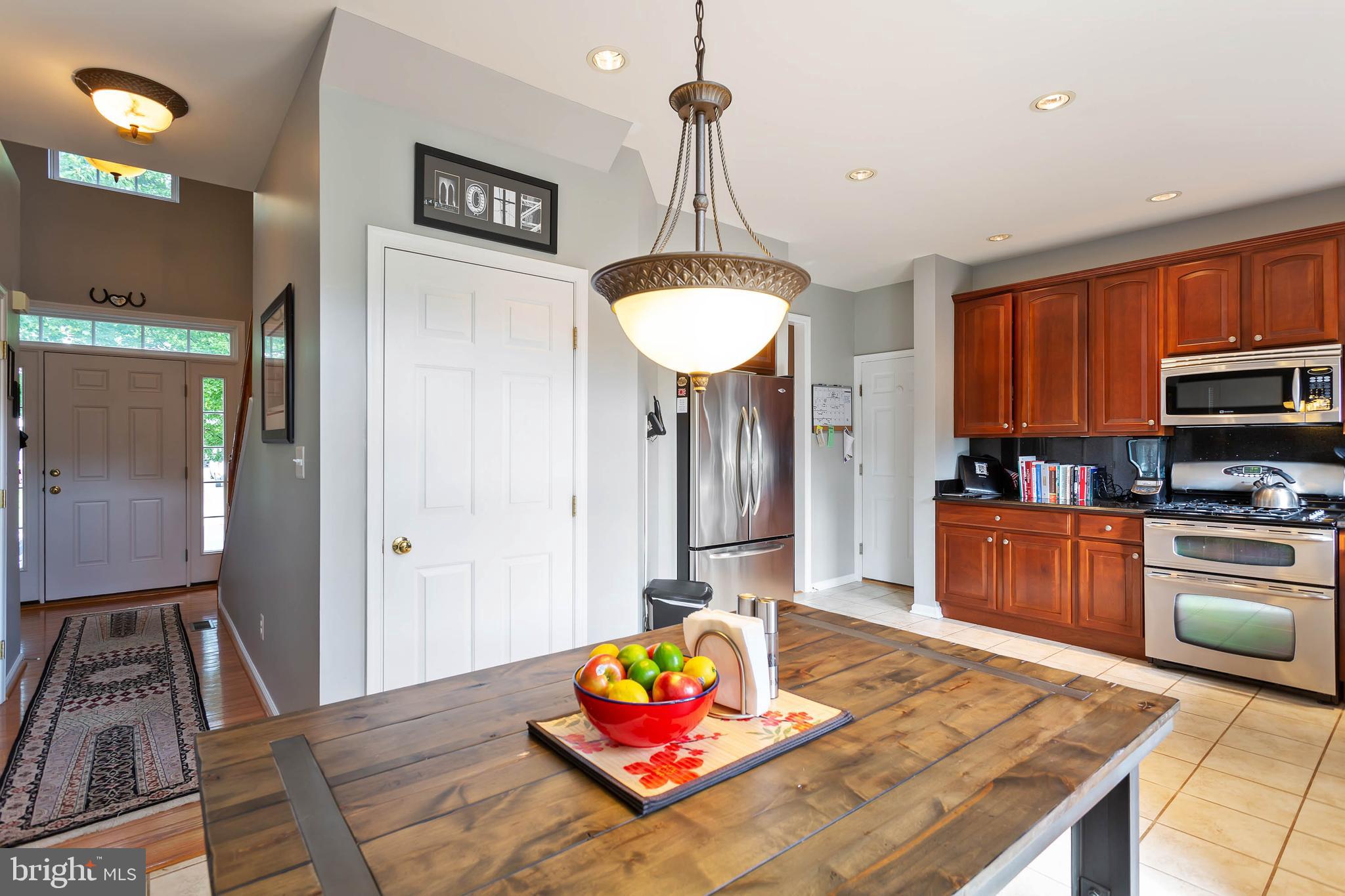WAYSIDE VILLAGE - Residential Lease