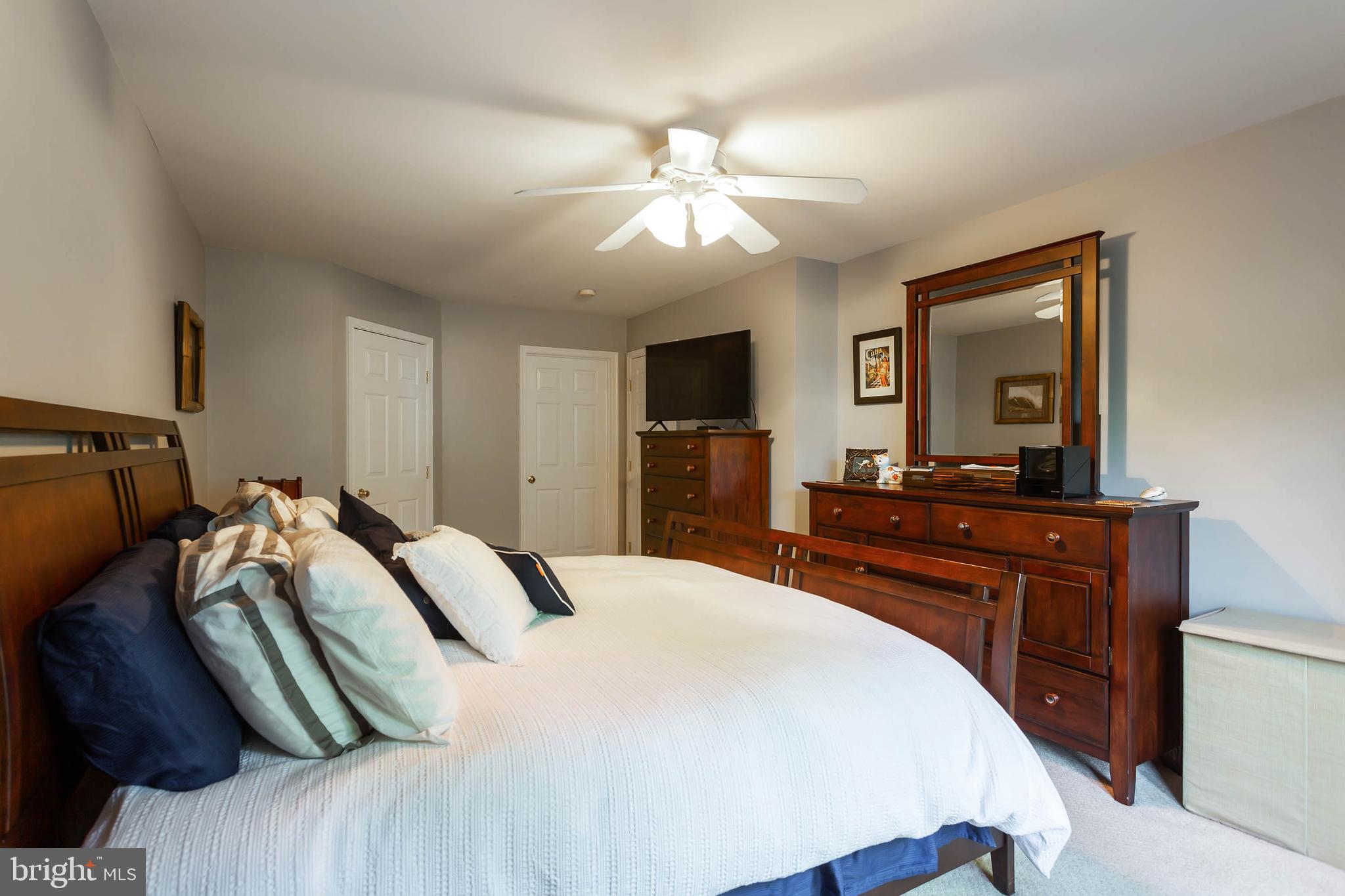 WAYSIDE VILLAGE - Residential Lease