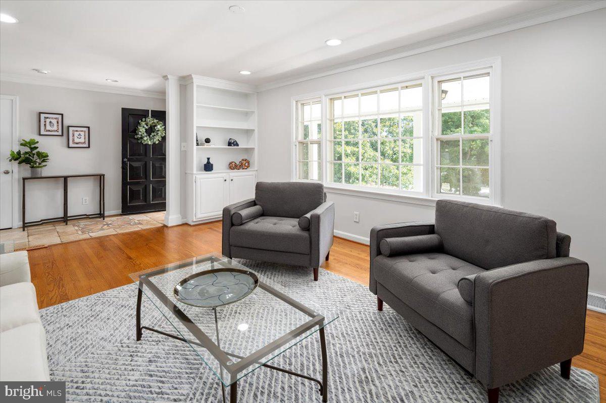 WESTWOOD - Residential