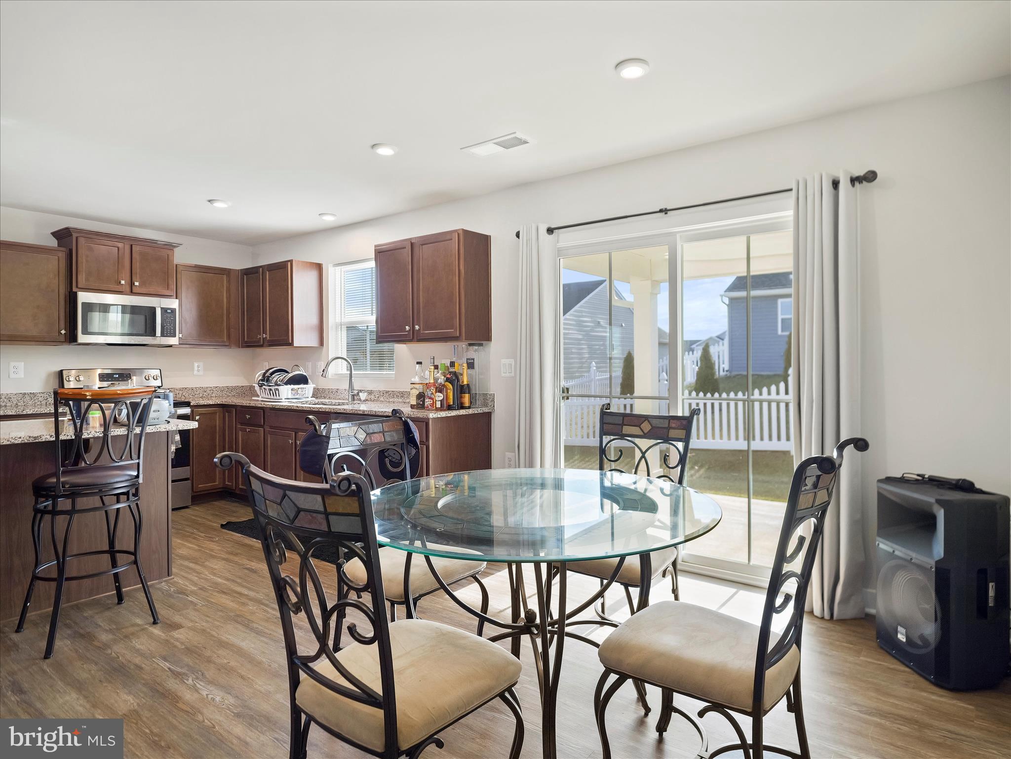 CARDINAL POINTE - Residential