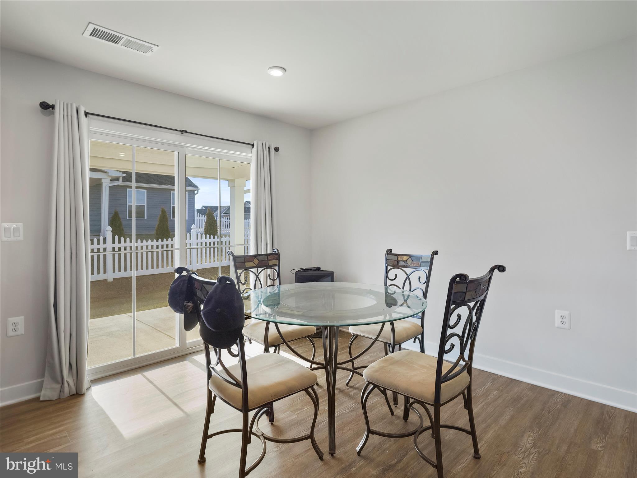 CARDINAL POINTE - Residential