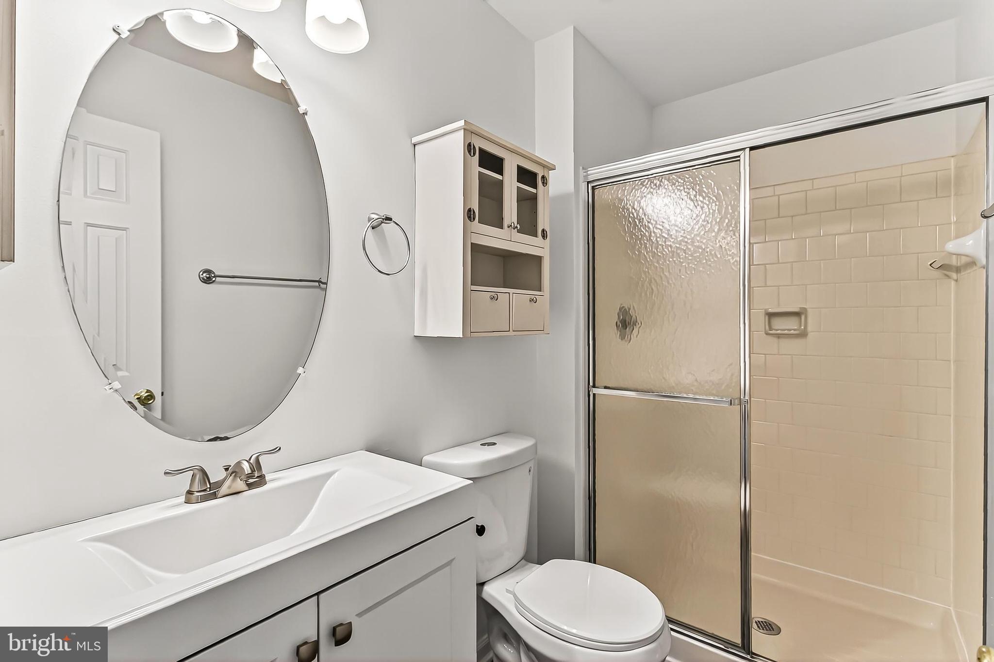 FOX CHAPEL AT TUDOR KNOLLS - Residential Lease