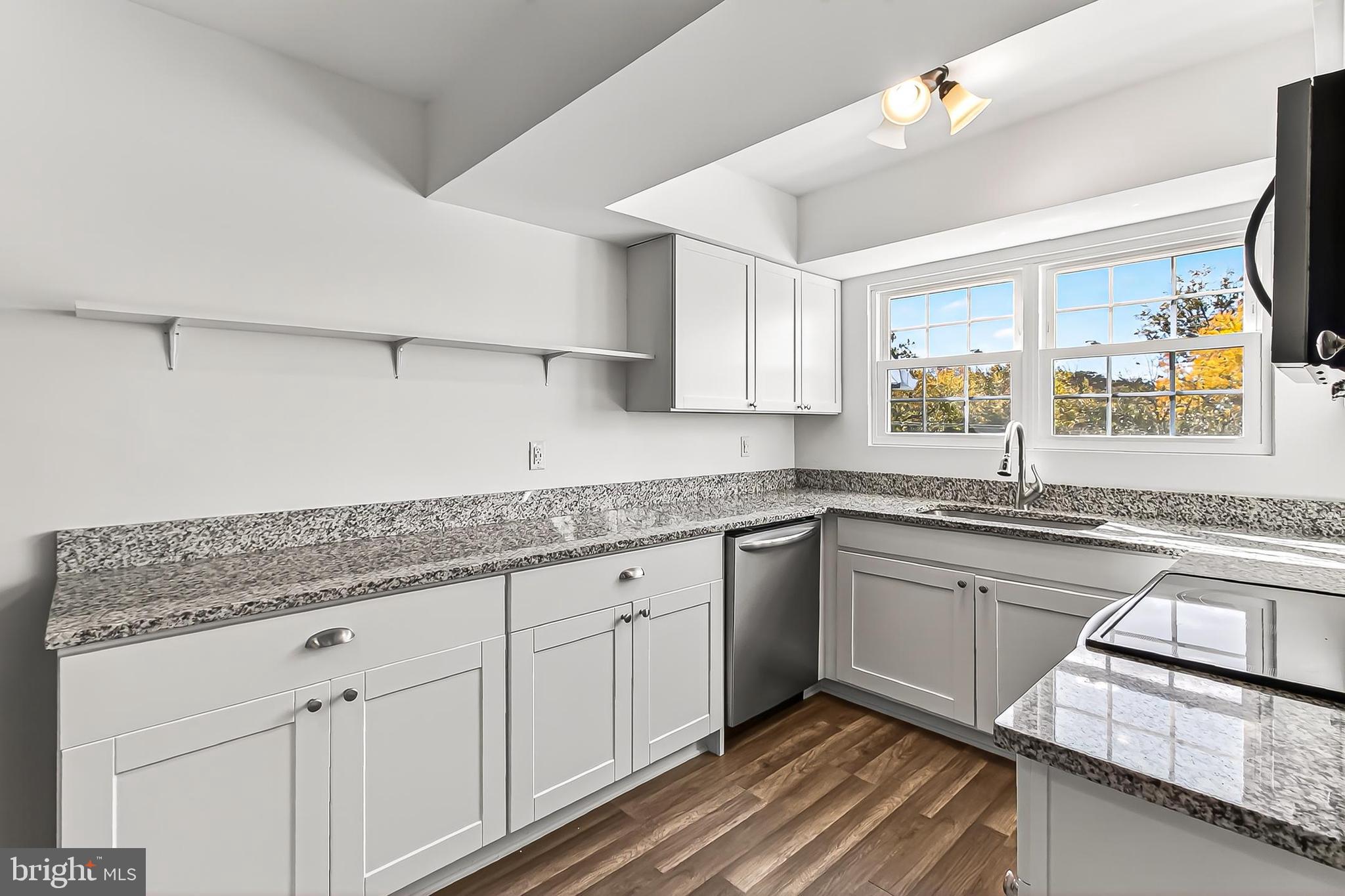 FOX CHAPEL AT TUDOR KNOLLS - Residential Lease