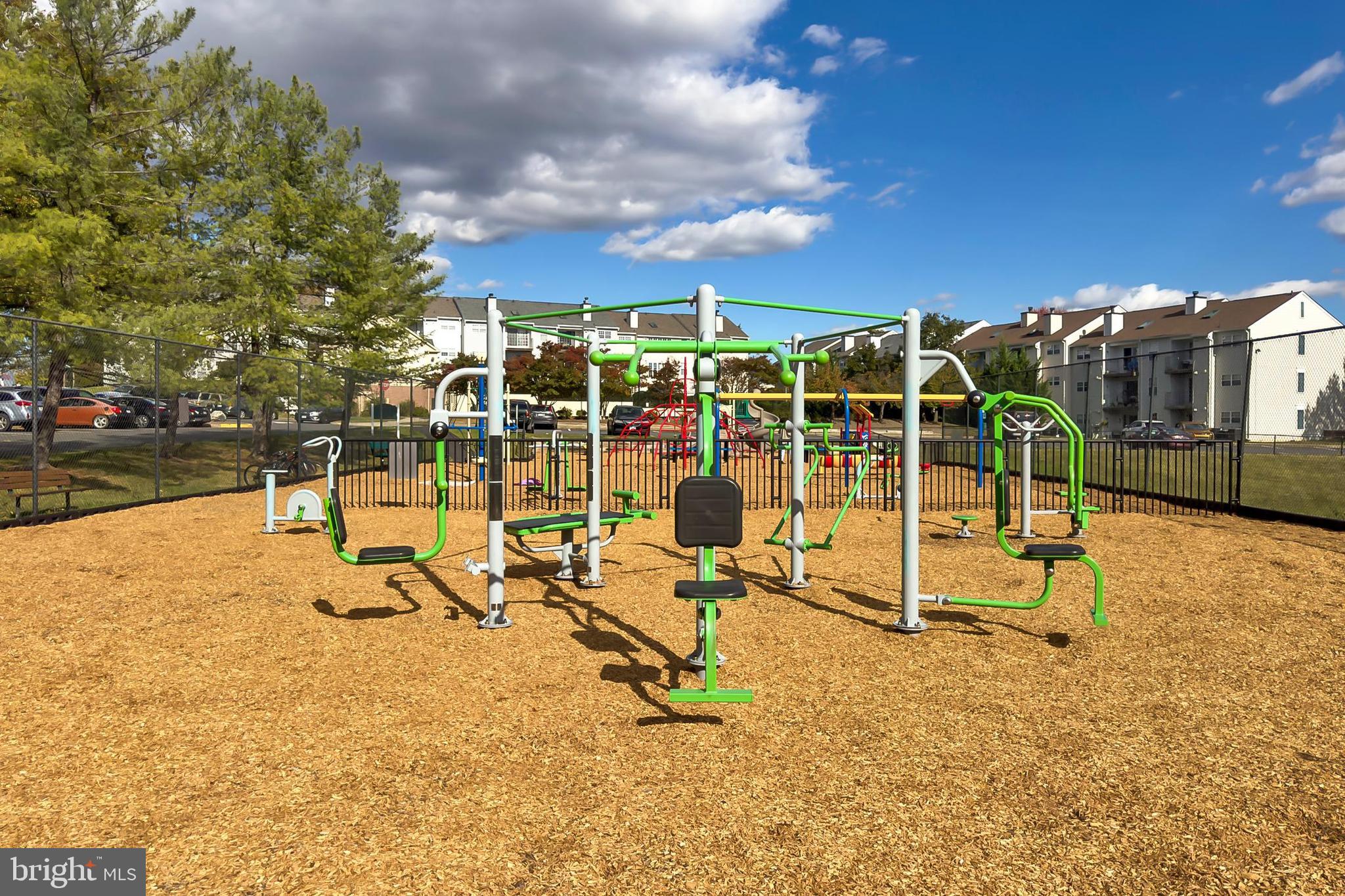 FOX CHAPEL AT TUDOR KNOLLS - Residential Lease