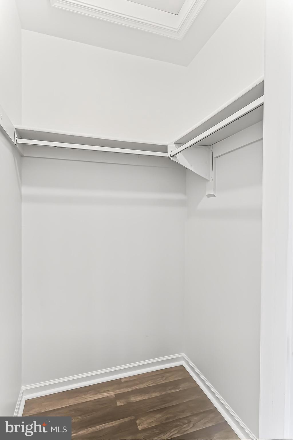 FOX CHAPEL AT TUDOR KNOLLS - Residential Lease