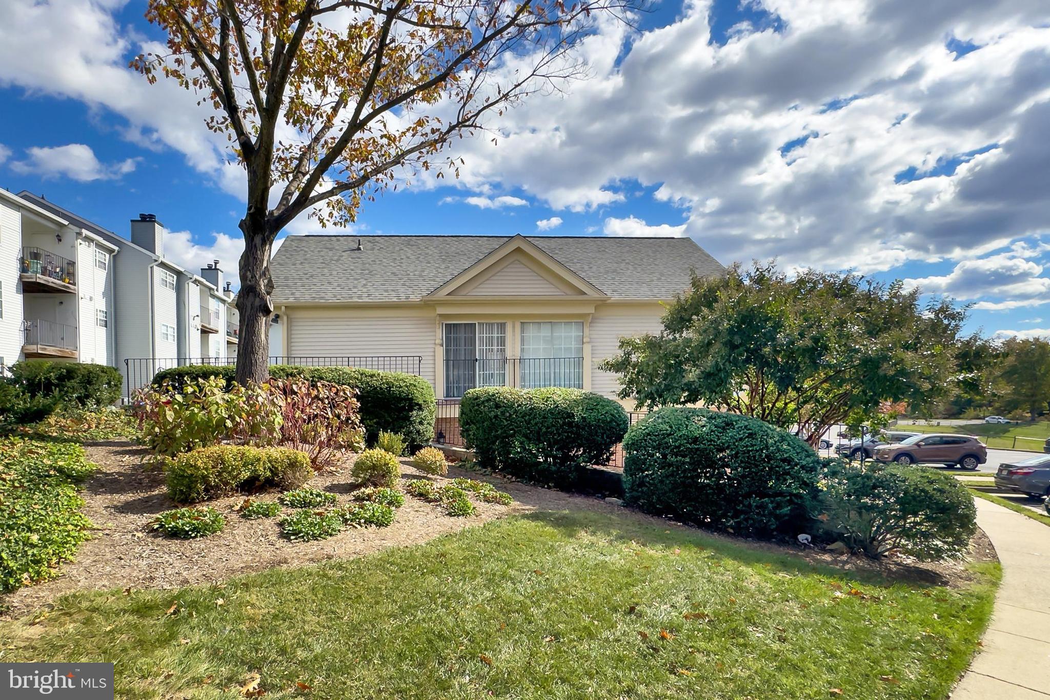 FOX CHAPEL AT TUDOR KNOLLS - Residential Lease