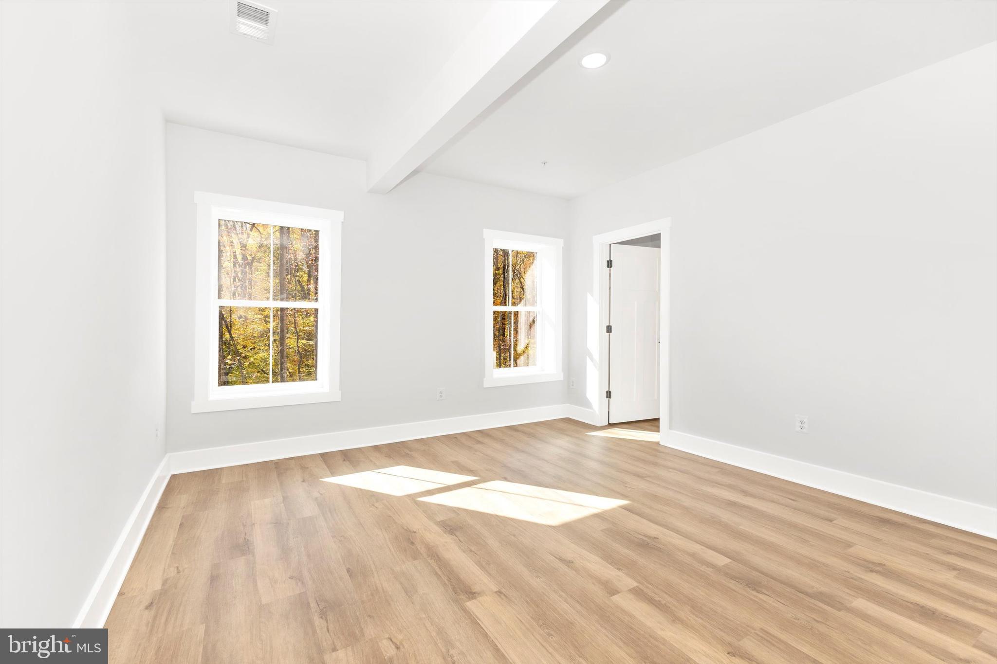 HARWOOD - Residential