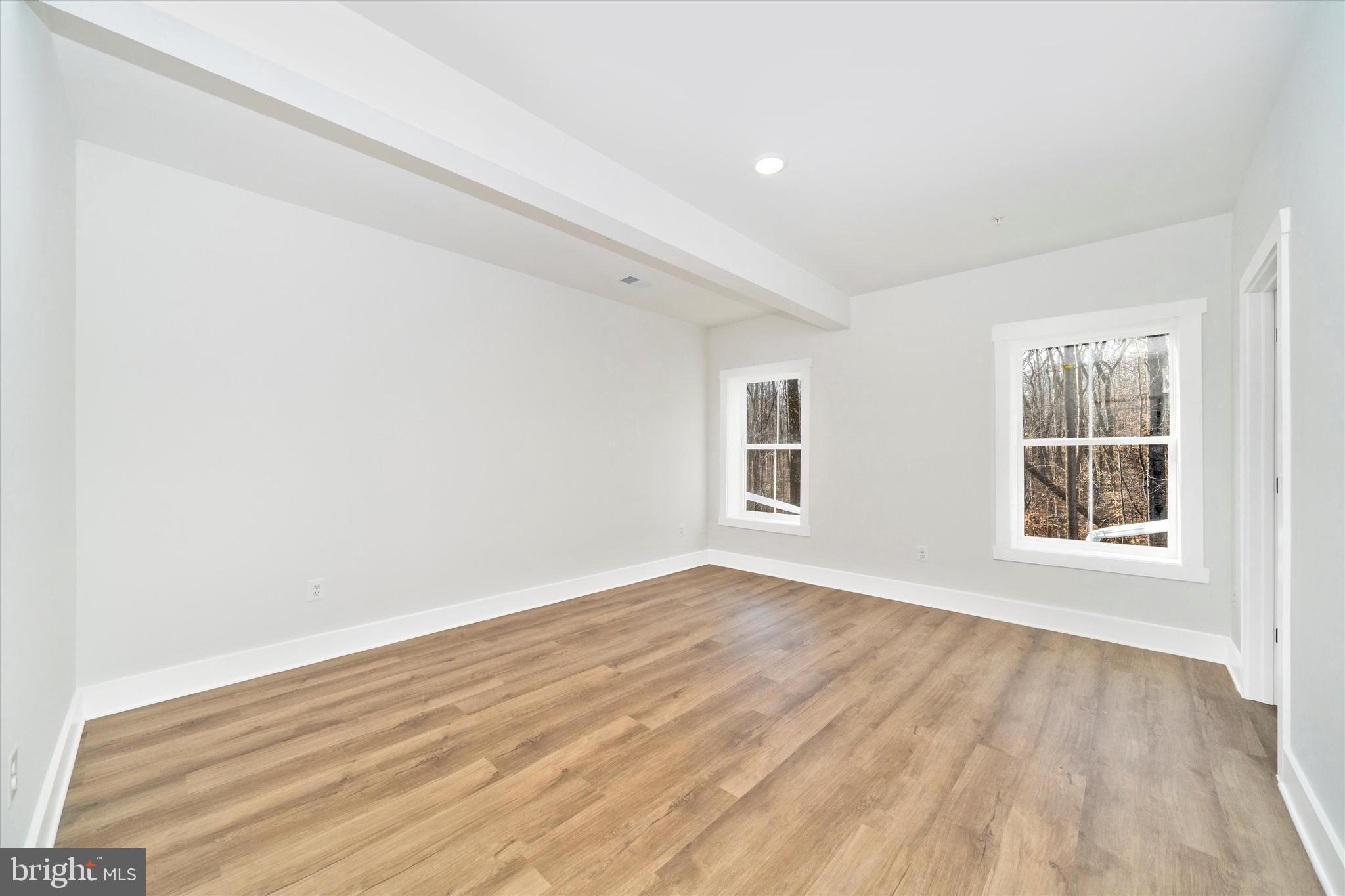 HARWOOD - Residential