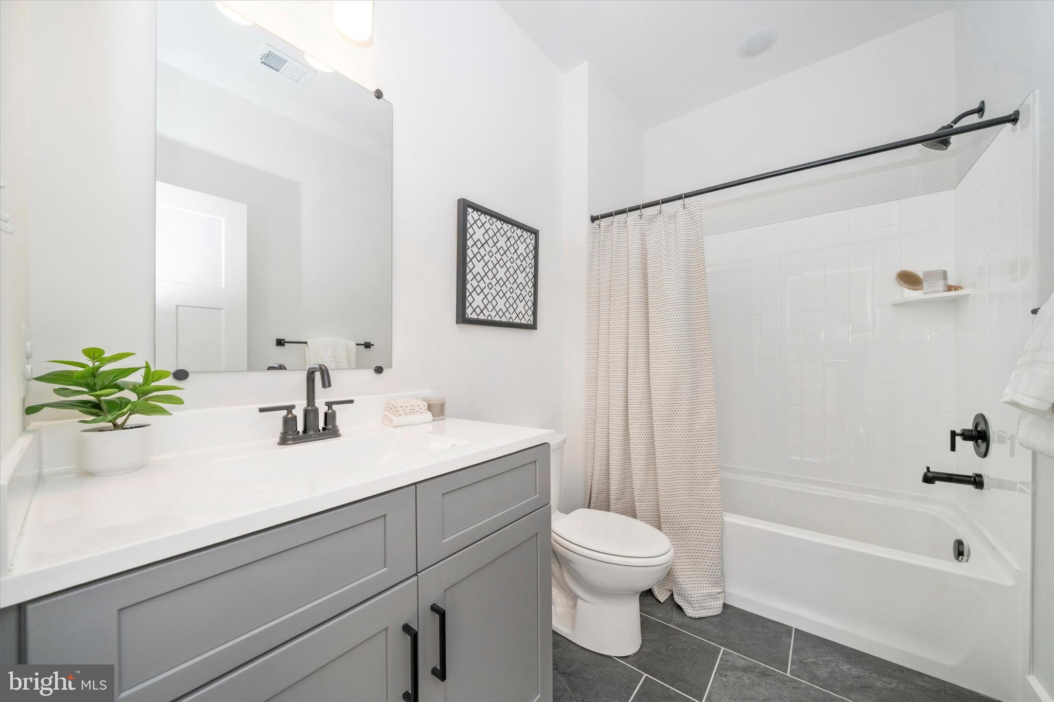 HARWOOD - Residential