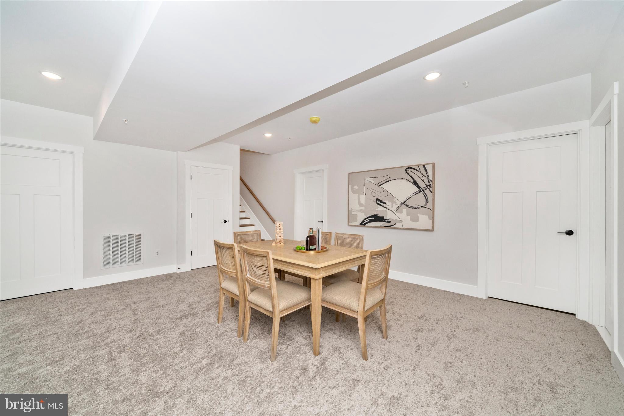 HARWOOD - Residential