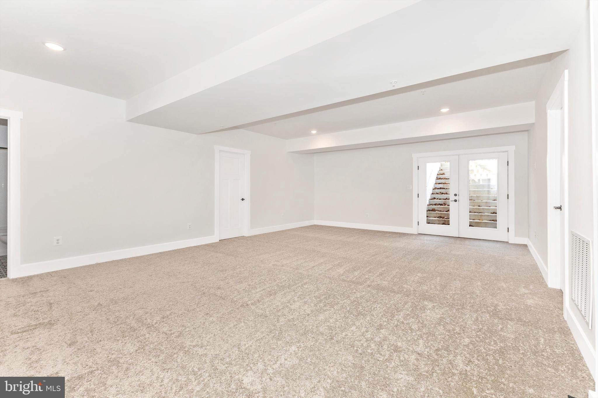 HARWOOD - Residential