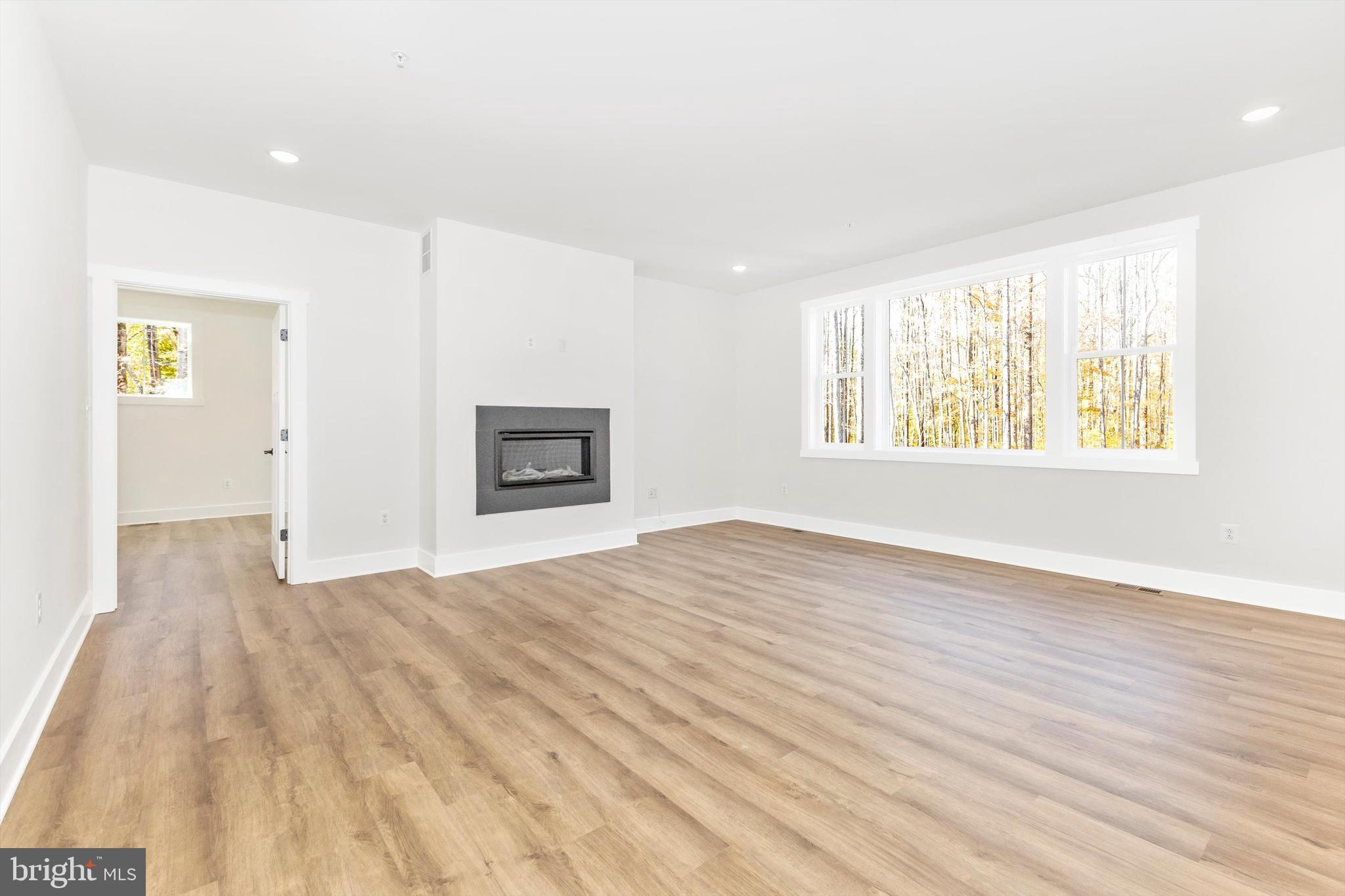 HARWOOD - Residential