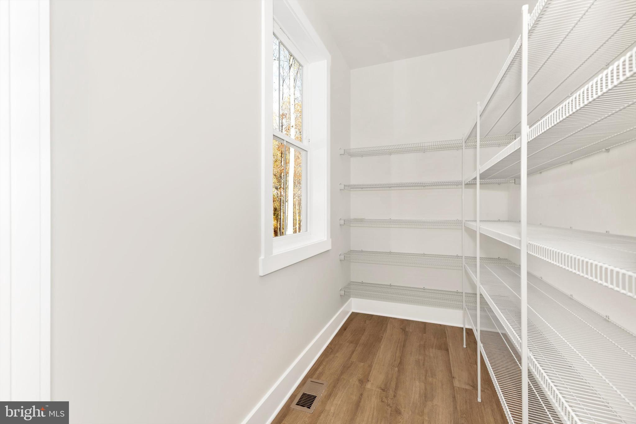 HARWOOD - Residential