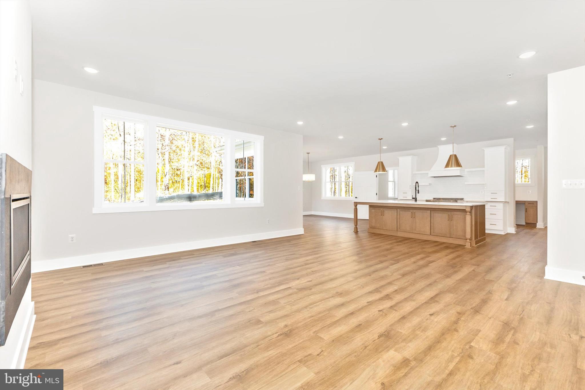 HARWOOD - Residential