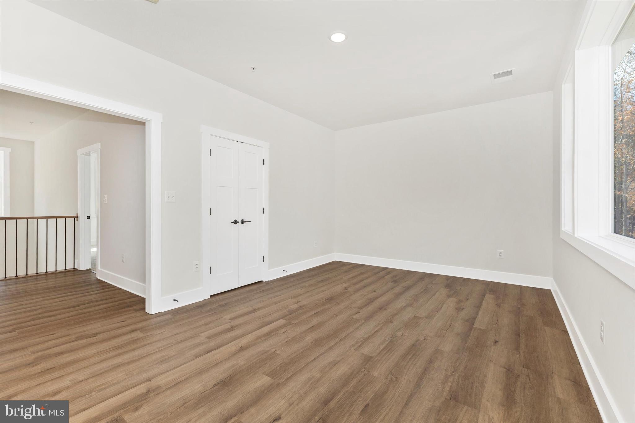 HARWOOD - Residential