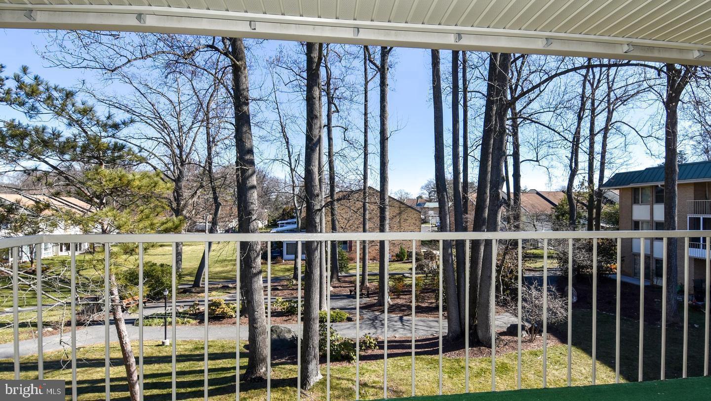 LEISURE WORLD - Residential