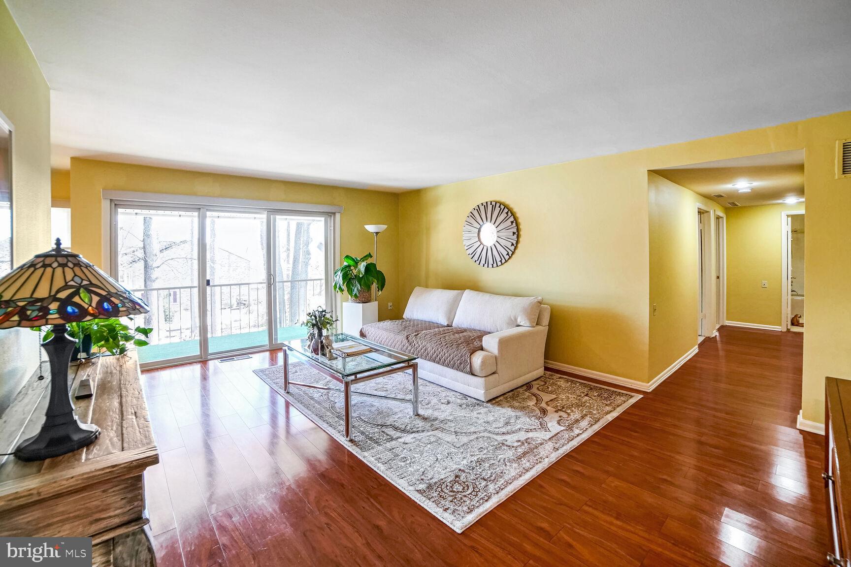 LEISURE WORLD - Residential