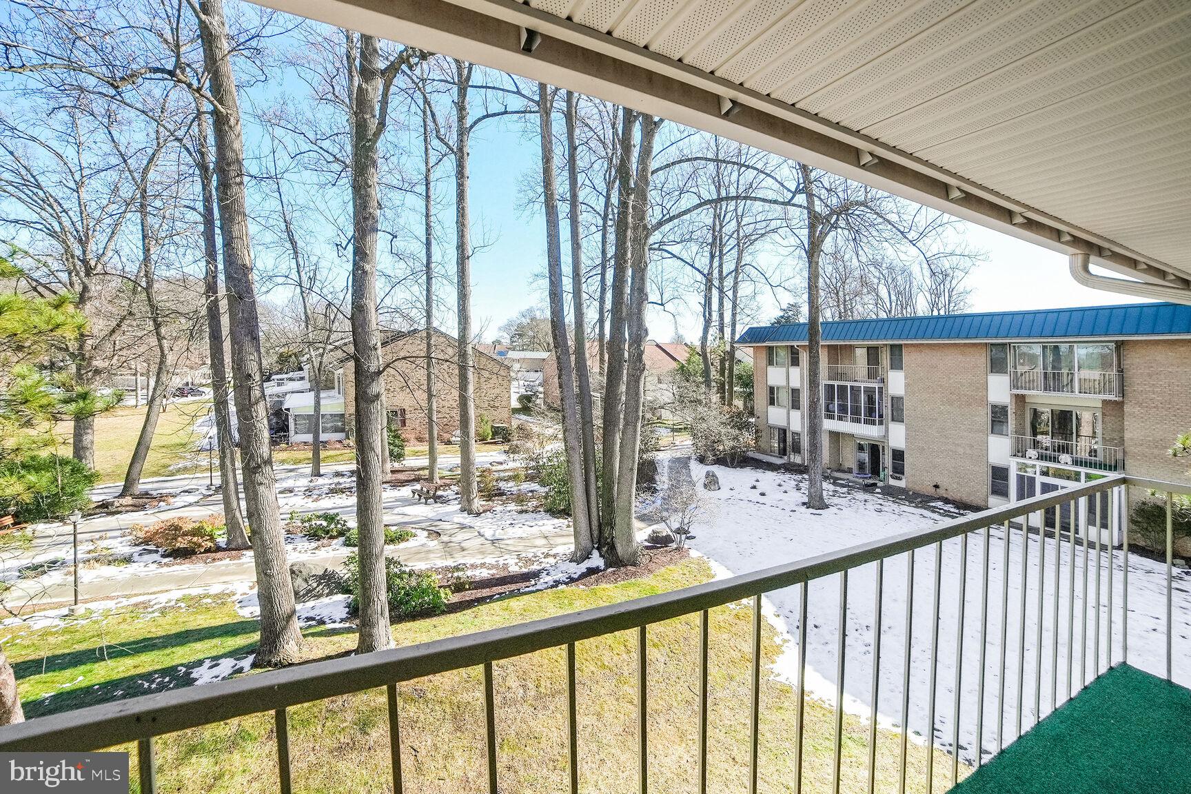 LEISURE WORLD - Residential