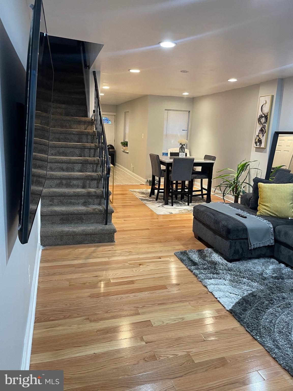 MILL CREEK - Residential