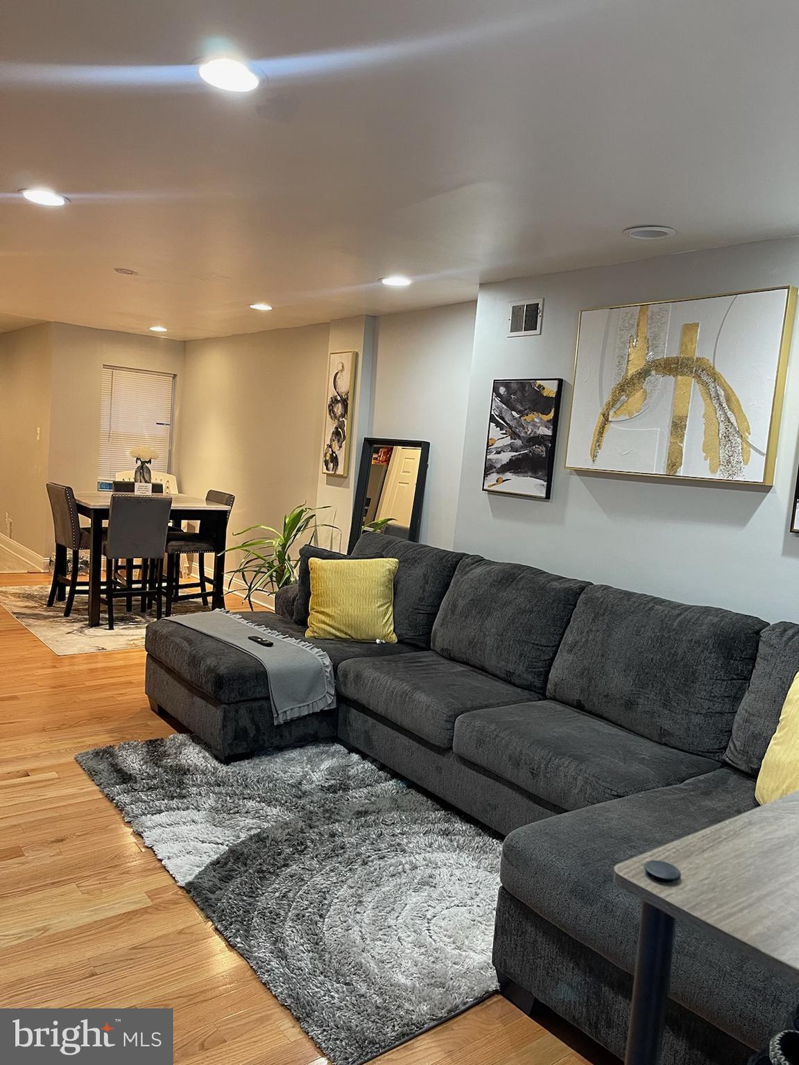 MILL CREEK - Residential