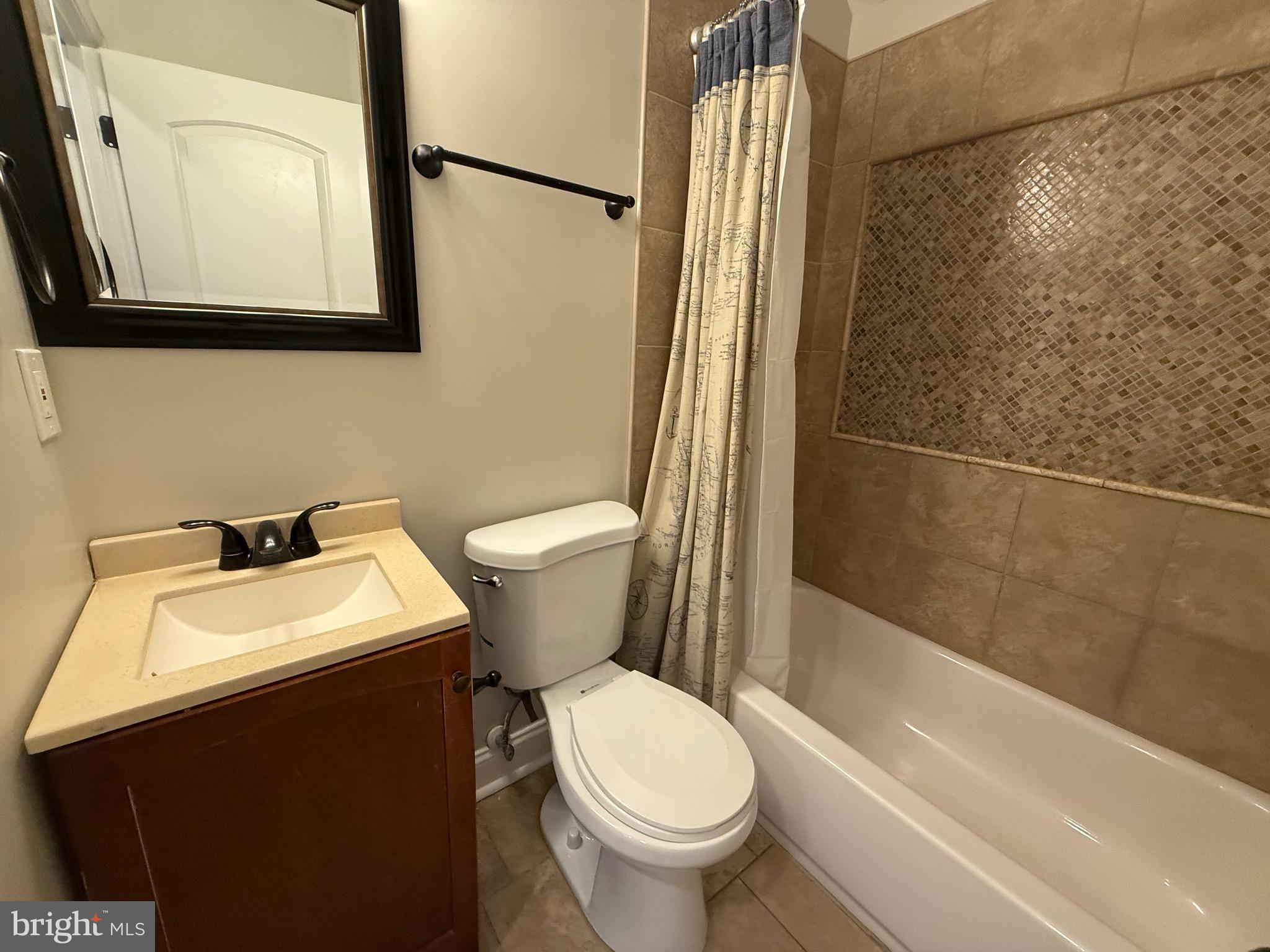 ROSEBANK - Residential Lease