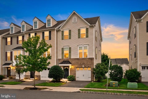 Townhouse For Sale - 171 Star Drive<br/> Burlington County, EASTAMPTON, NJ 08060