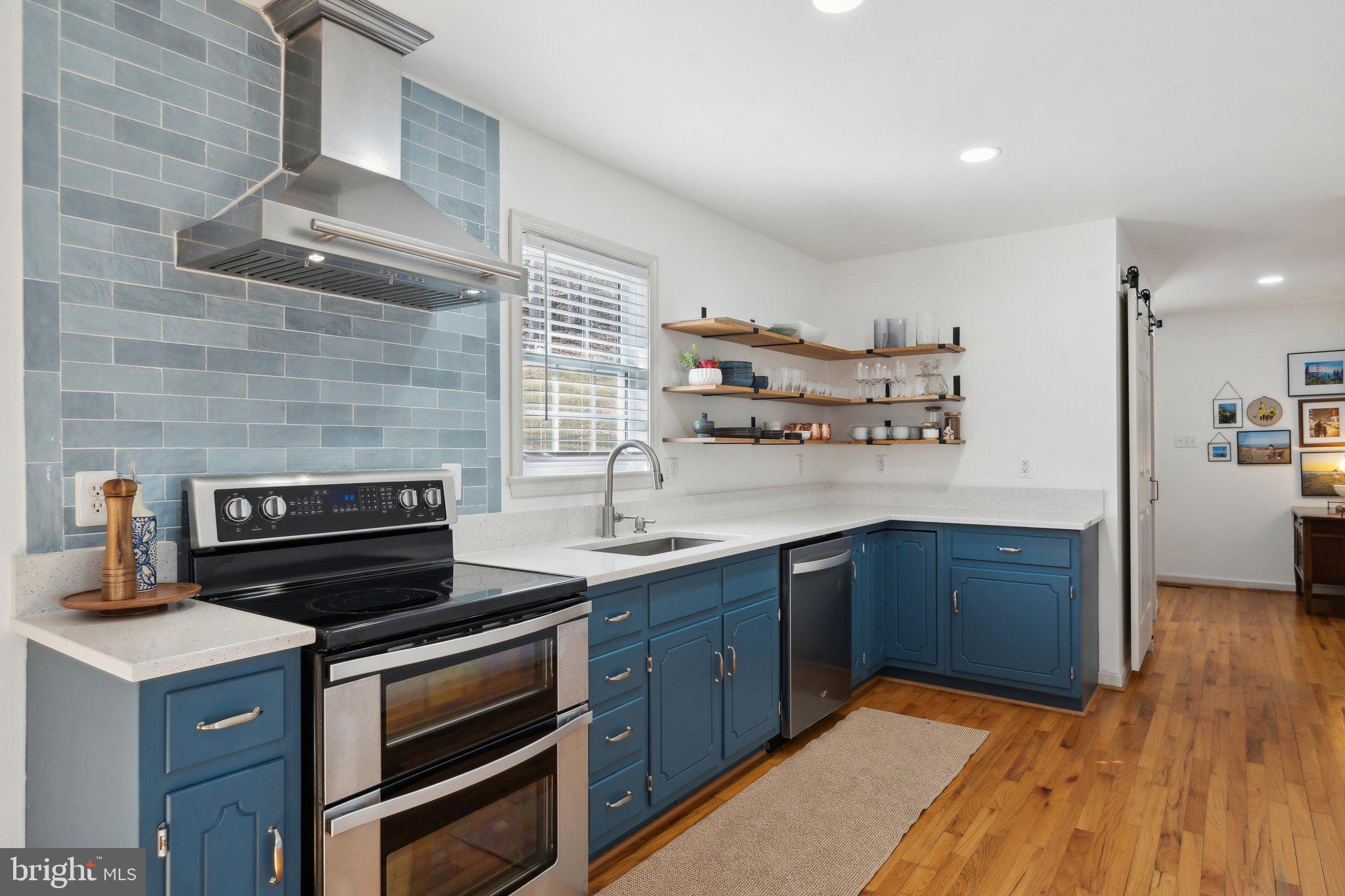 STRATFORD HARBOUR - Residential