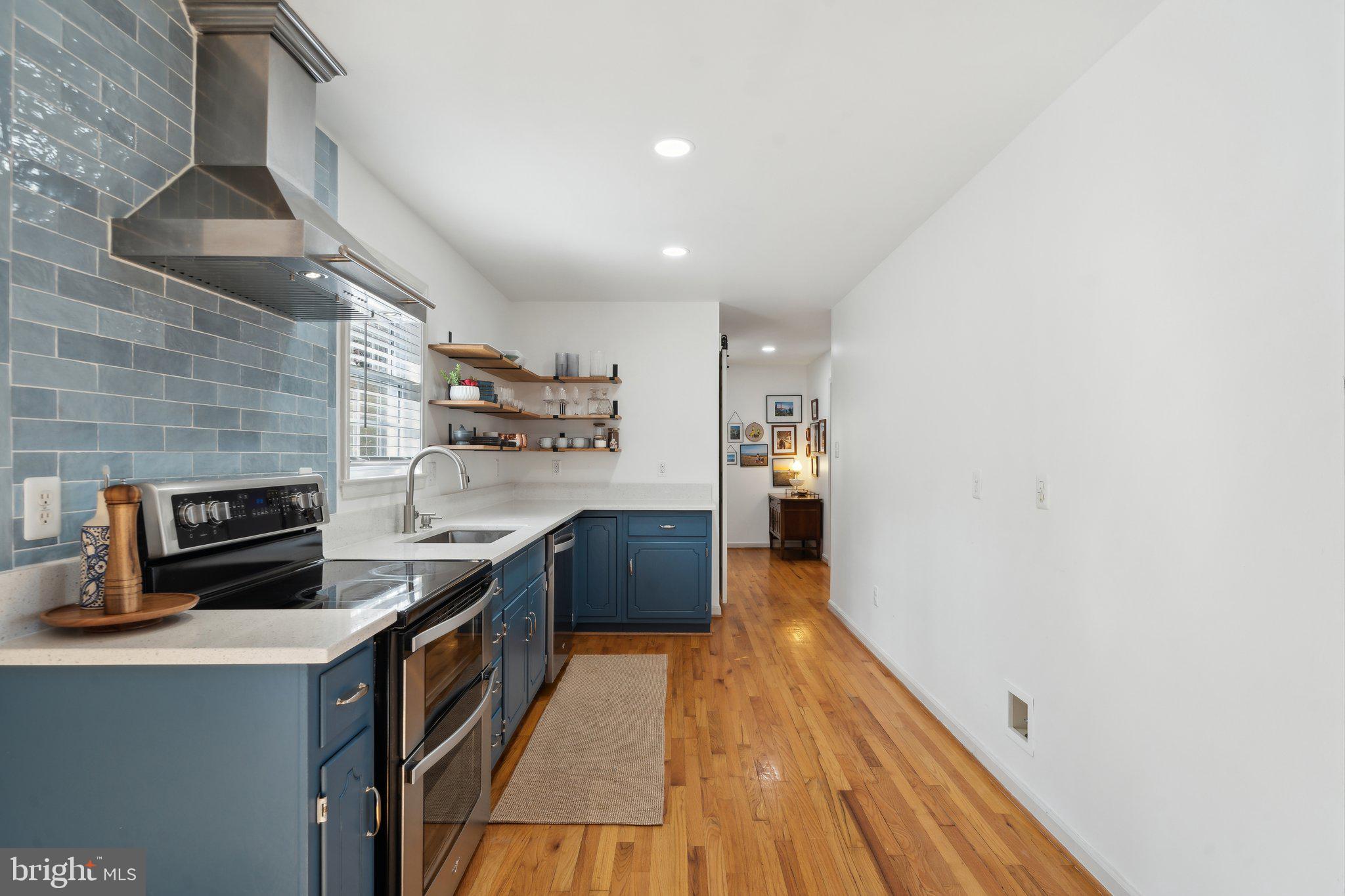 STRATFORD HARBOUR - Residential