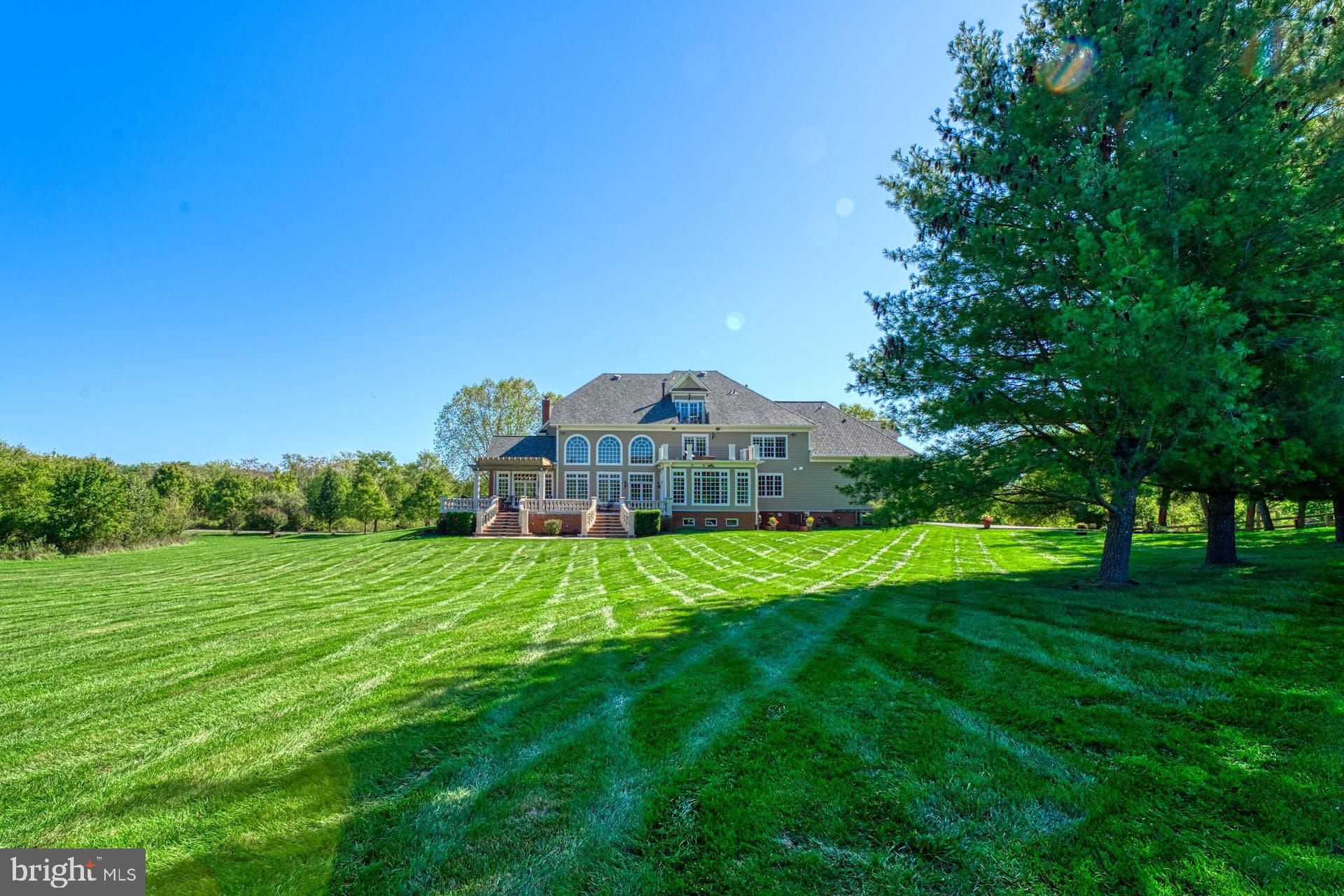 RASPBERRY FALLS - Residential