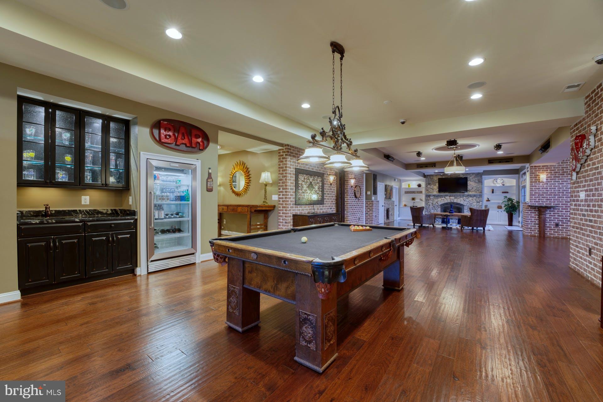 RASPBERRY FALLS - Residential