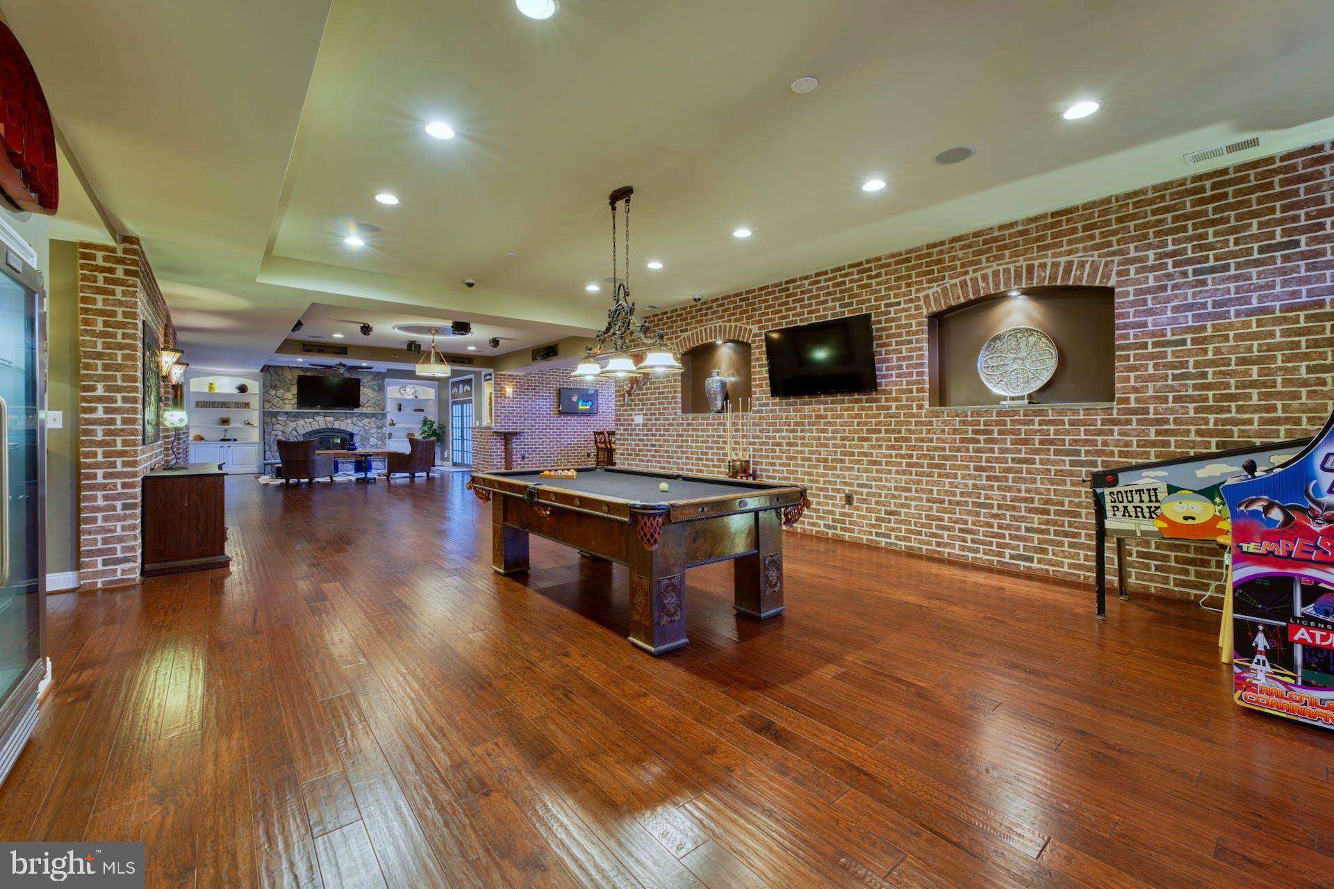 RASPBERRY FALLS - Residential