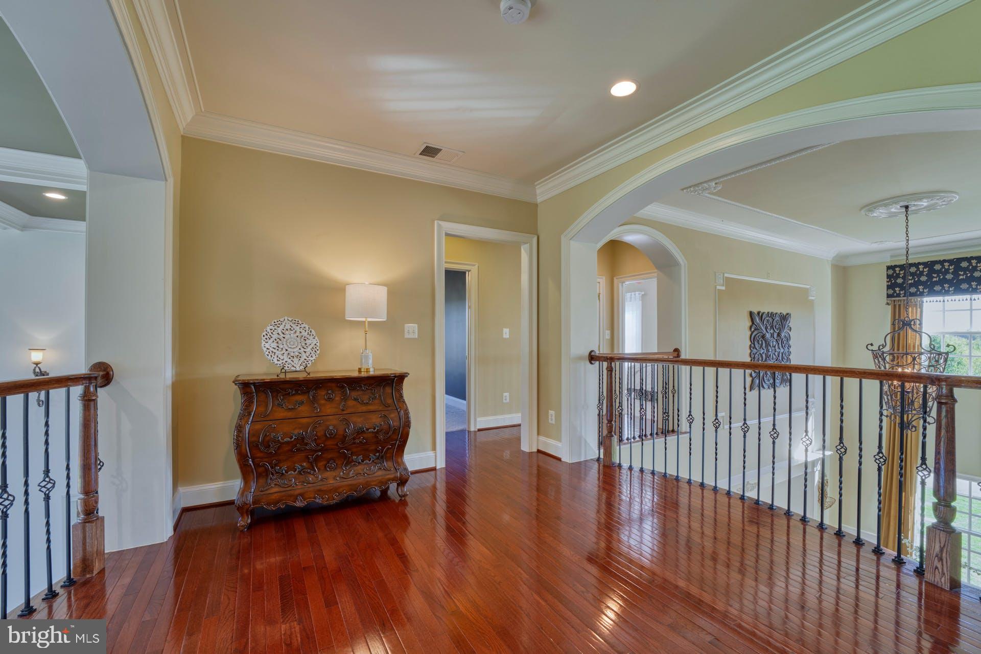 RASPBERRY FALLS - Residential