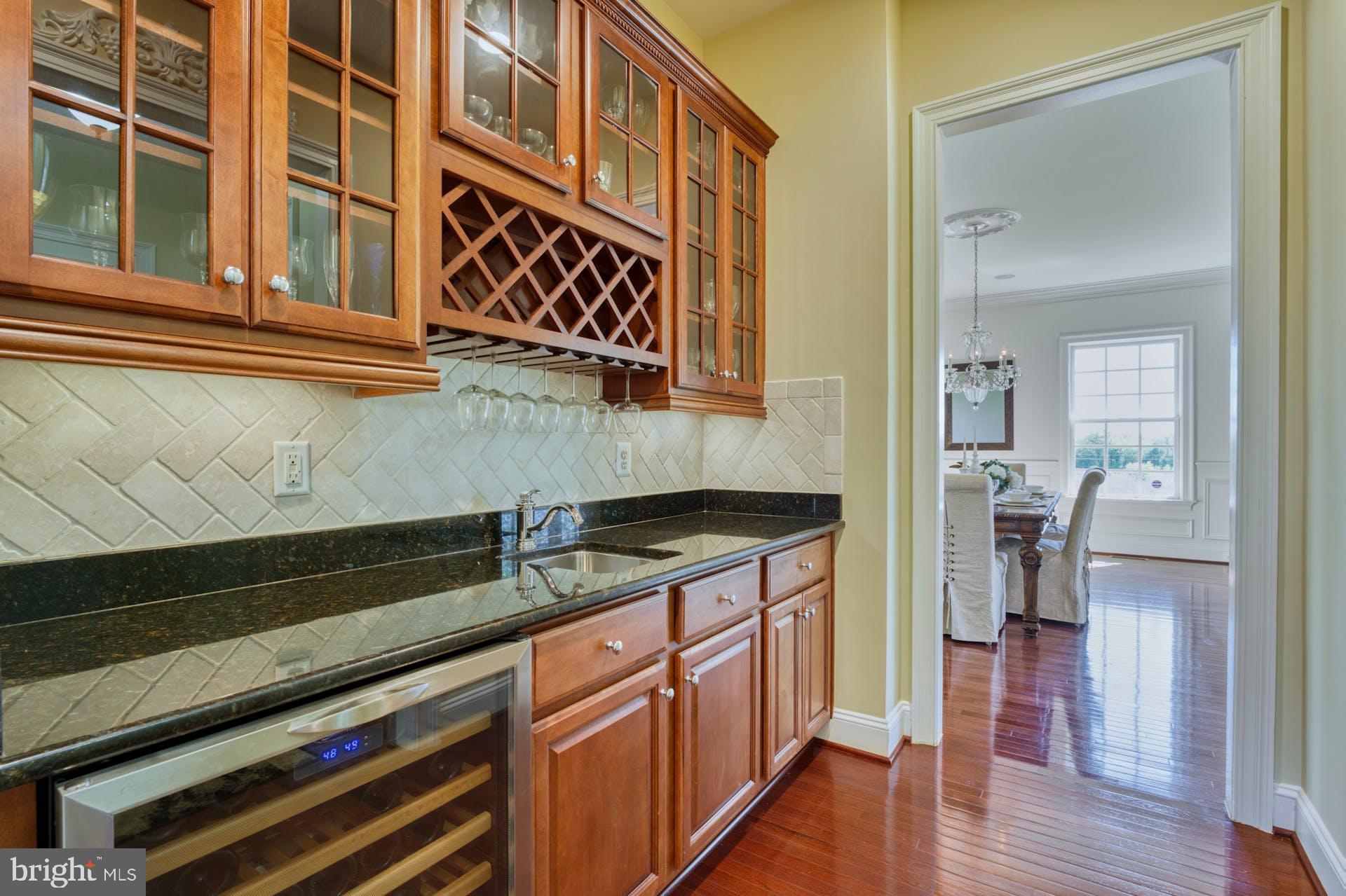 RASPBERRY FALLS - Residential