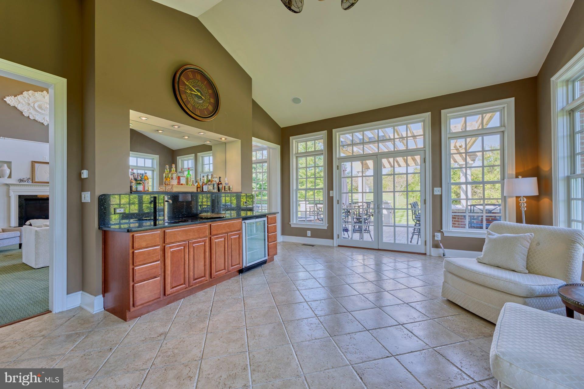 RASPBERRY FALLS - Residential