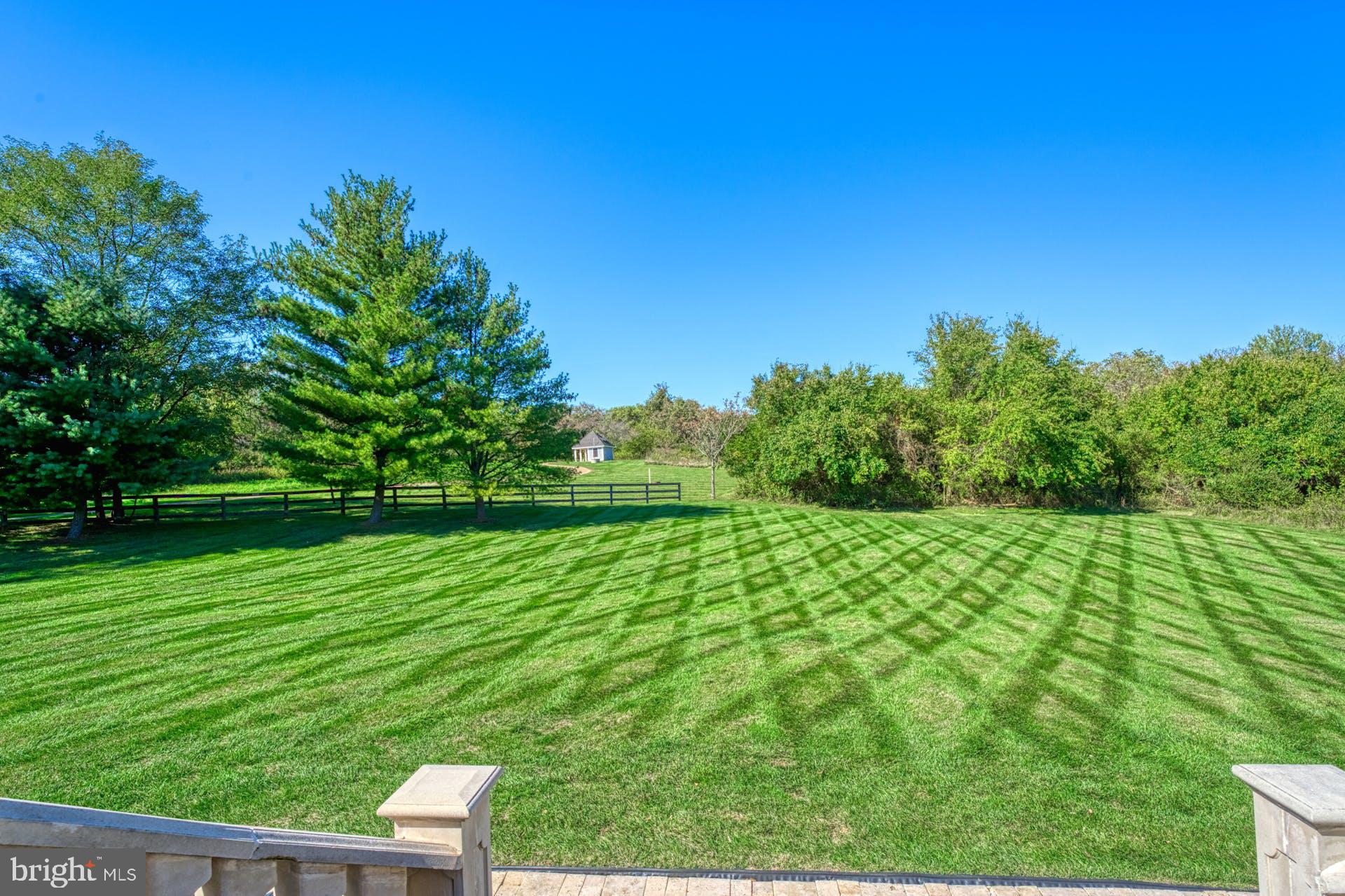 RASPBERRY FALLS - Residential