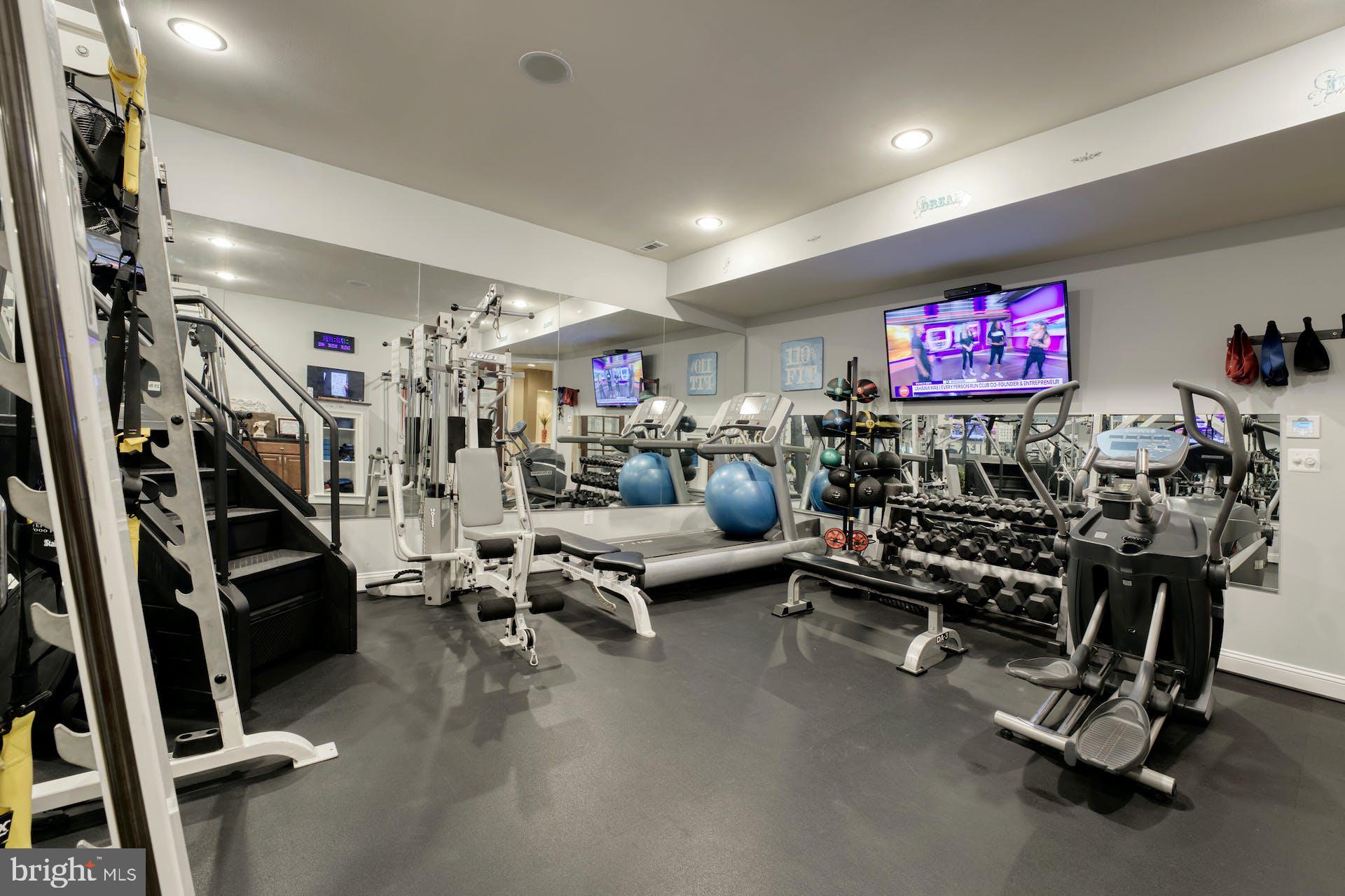 RASPBERRY FALLS - Residential