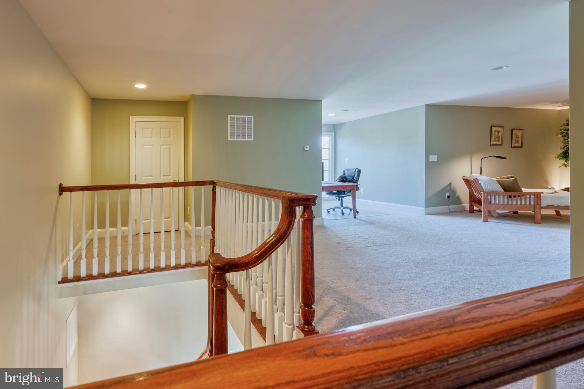 RASPBERRY FALLS - Residential