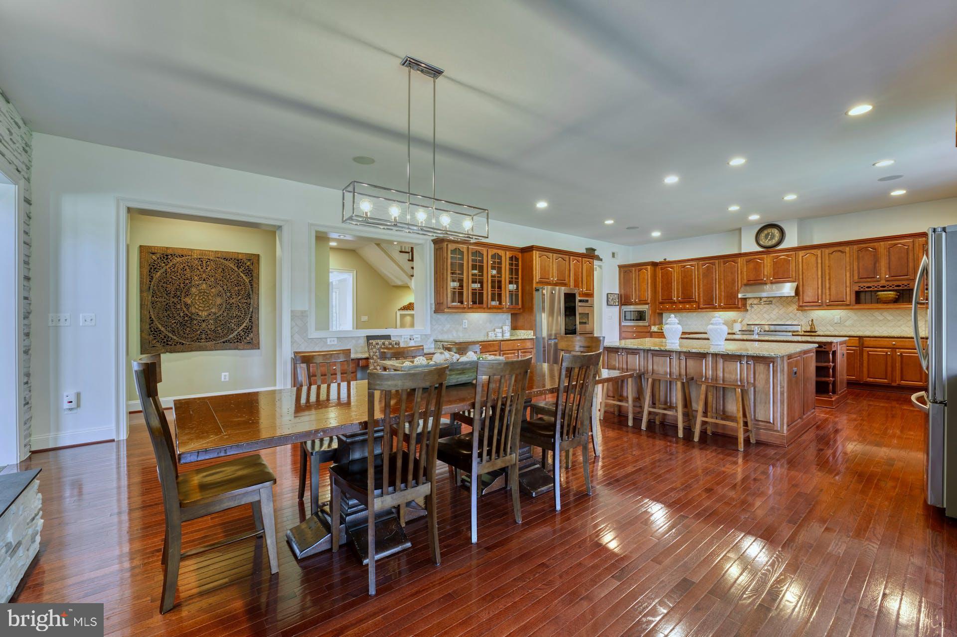 RASPBERRY FALLS - Residential