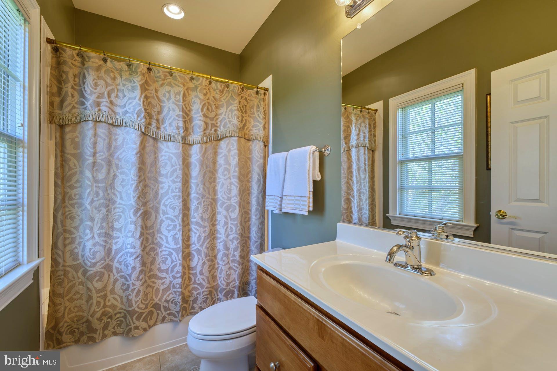 RASPBERRY FALLS - Residential