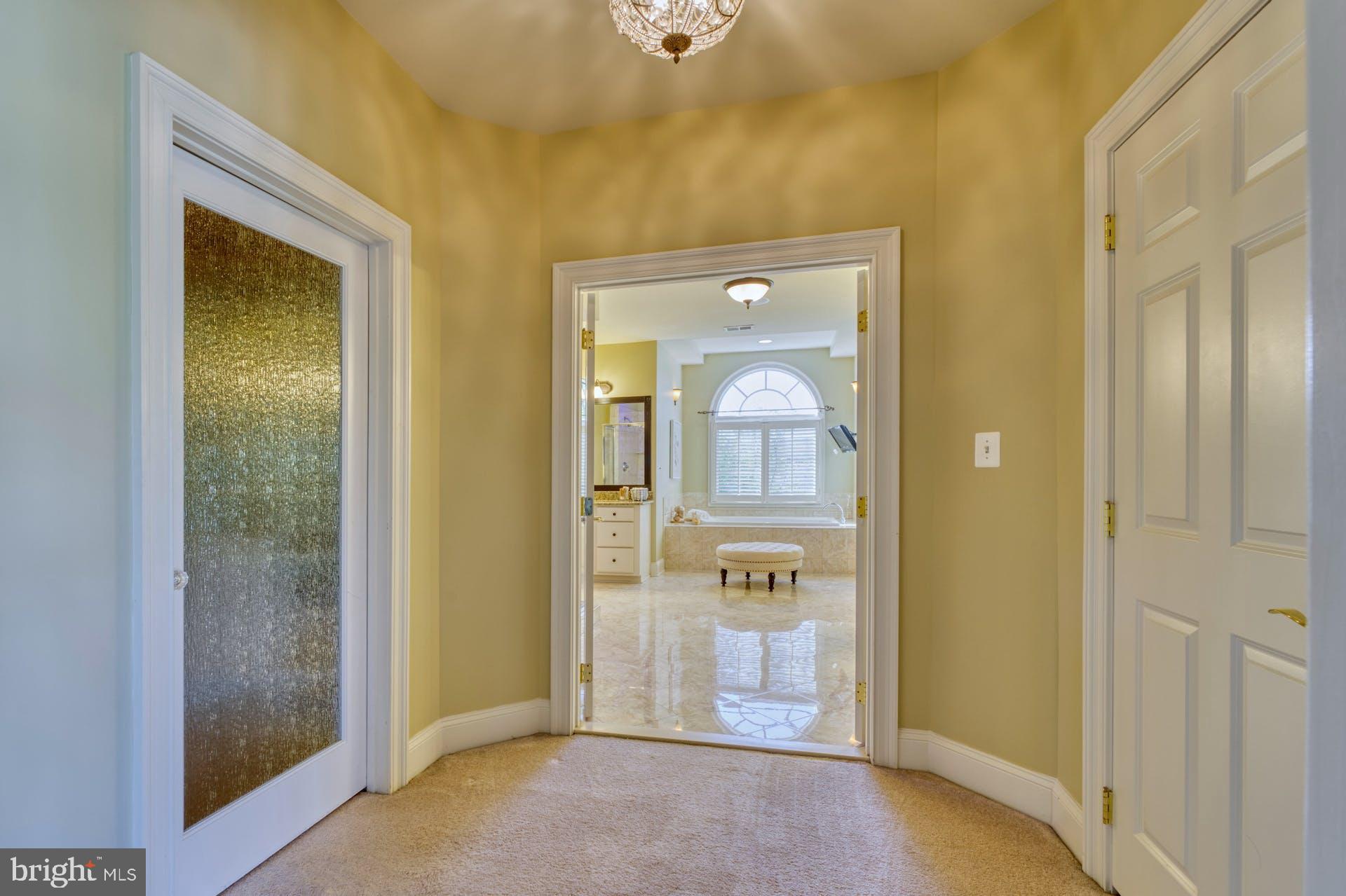 RASPBERRY FALLS - Residential