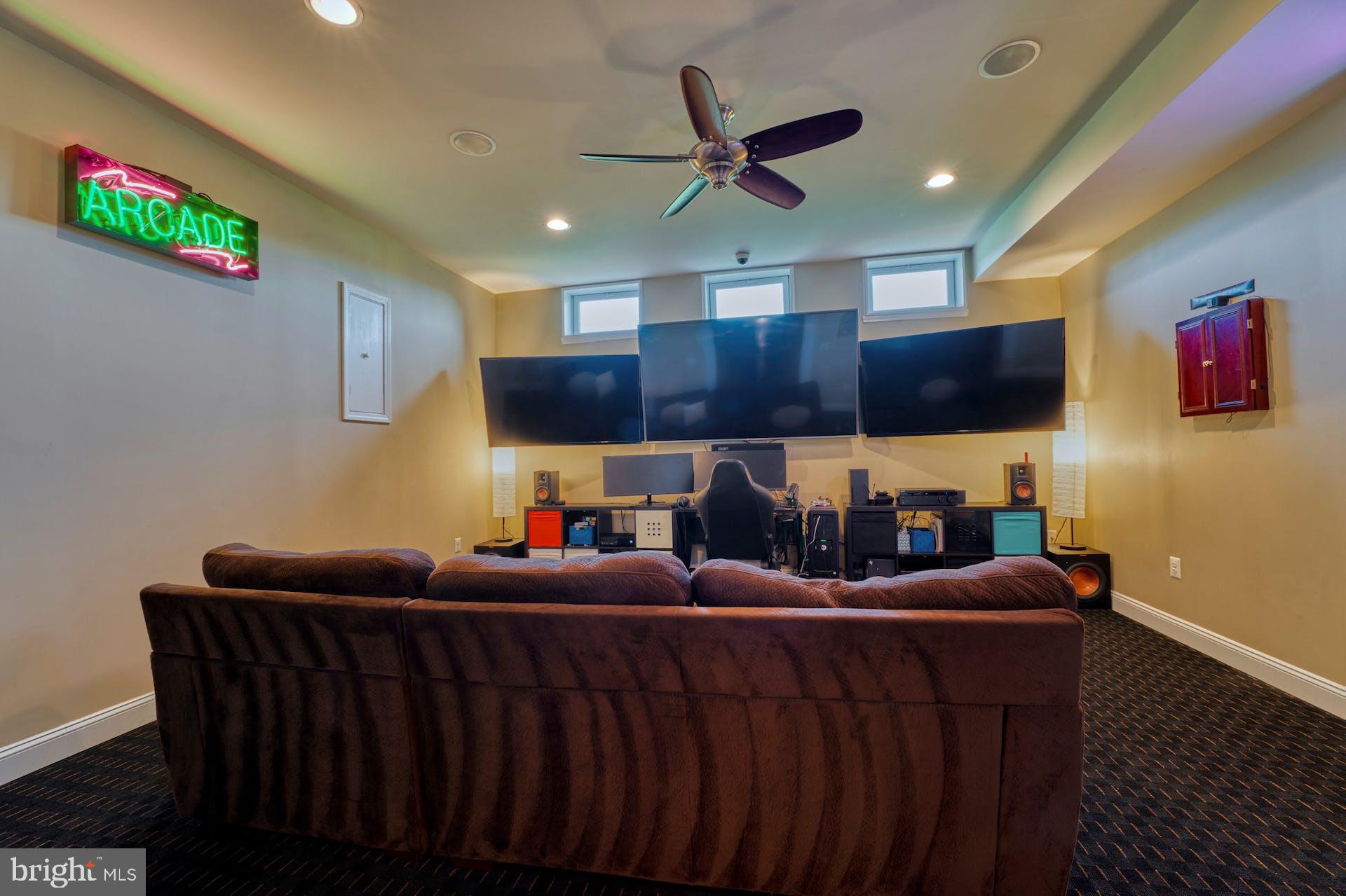 RASPBERRY FALLS - Residential