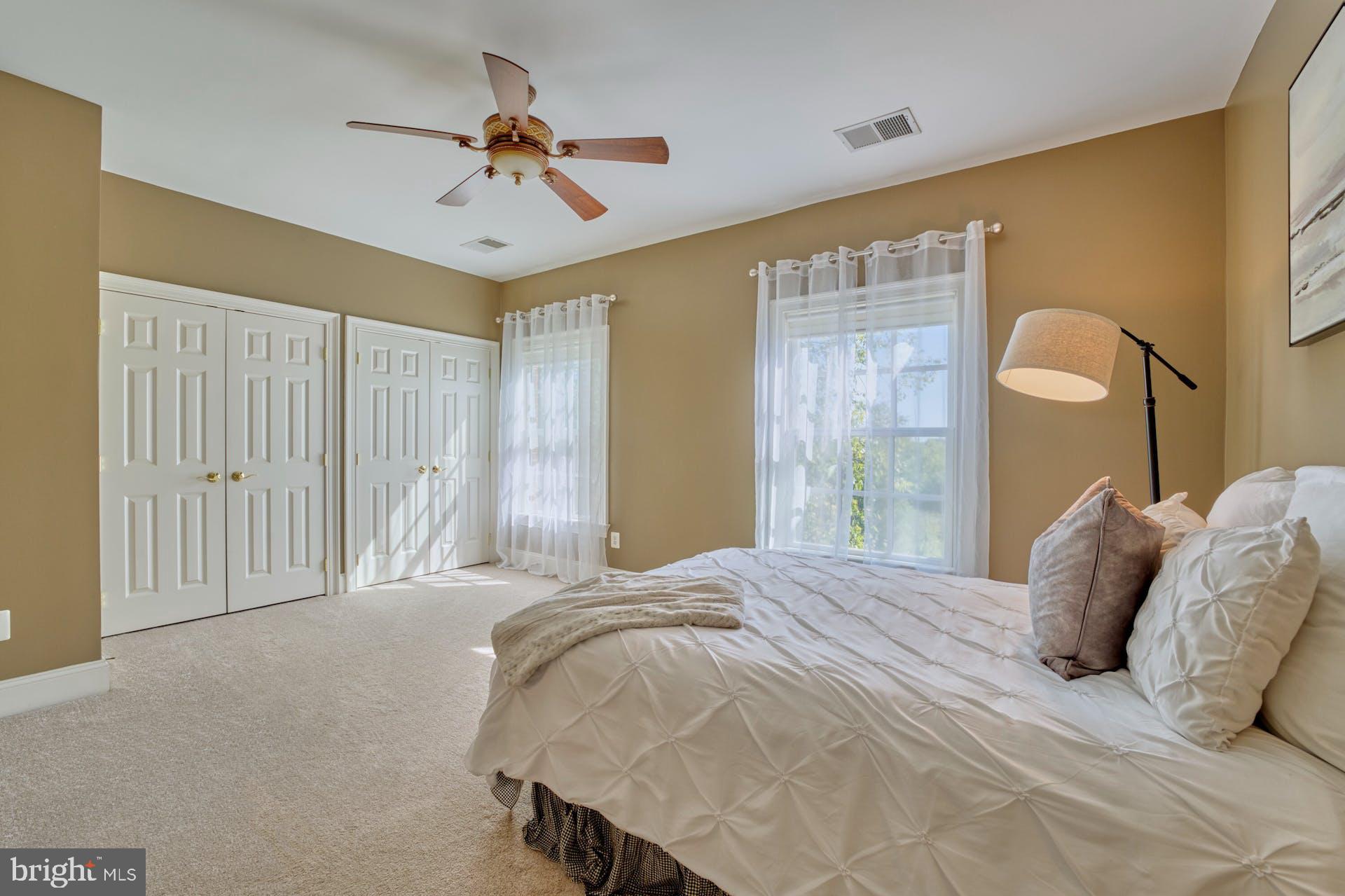 RASPBERRY FALLS - Residential