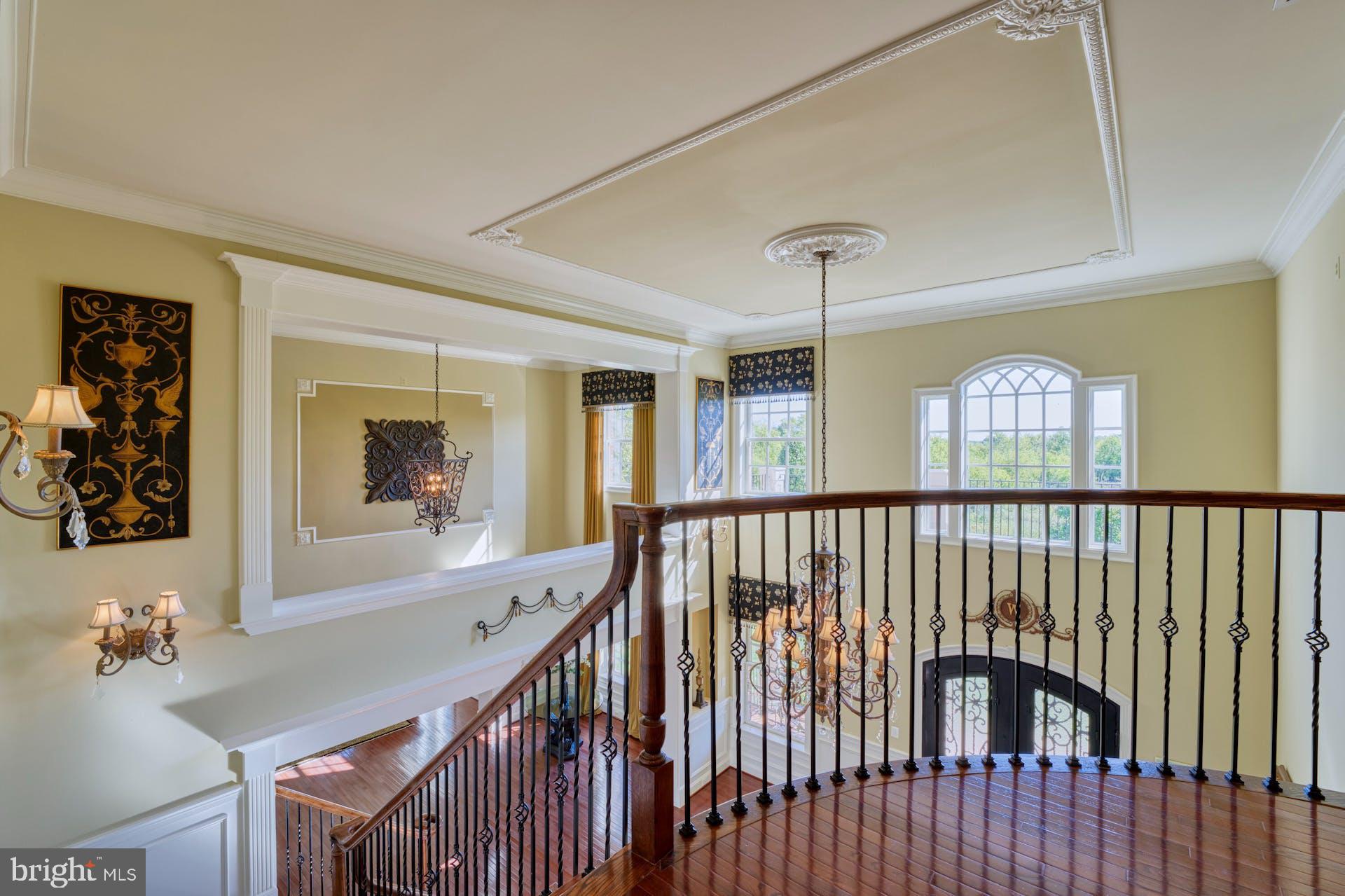 RASPBERRY FALLS - Residential