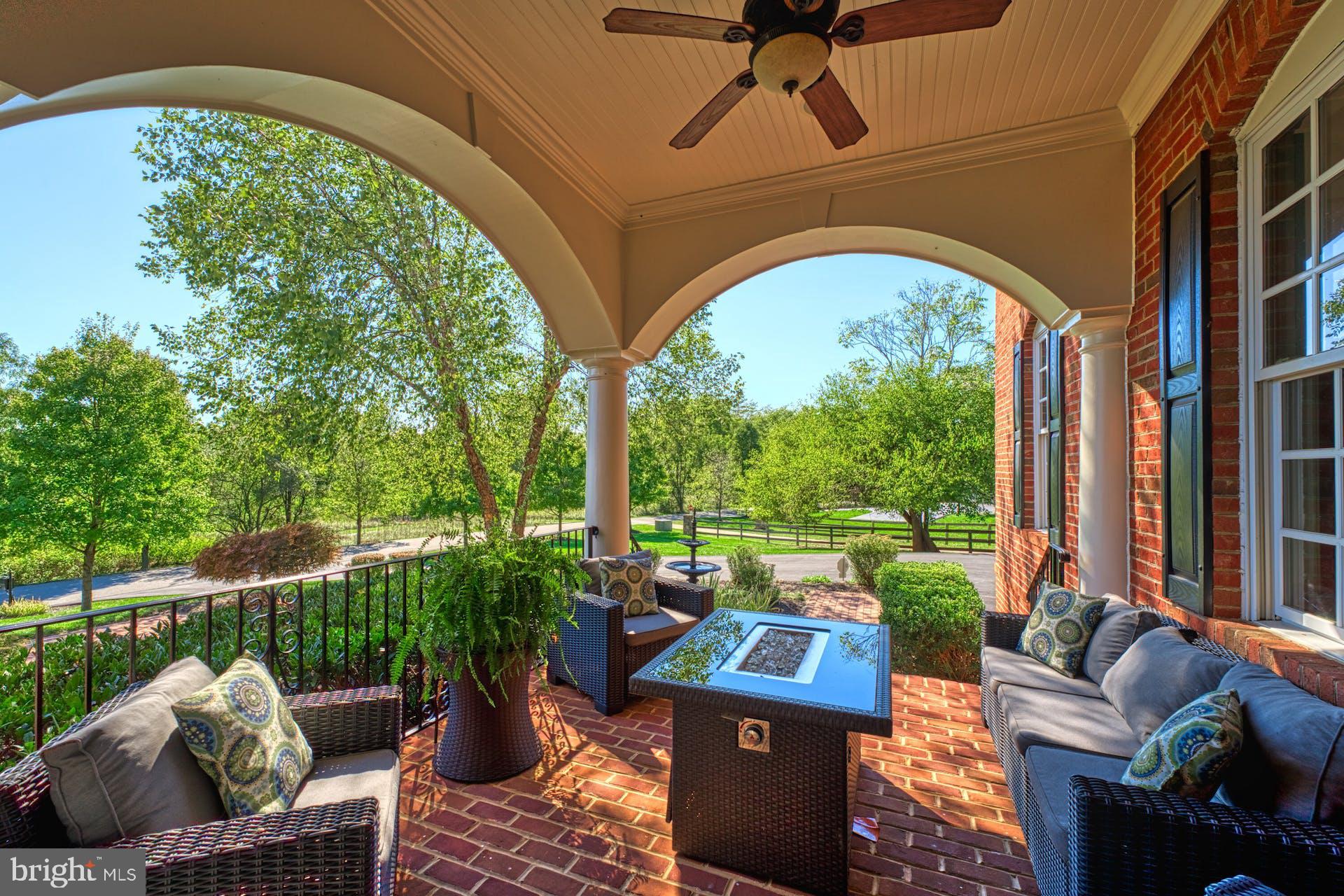 RASPBERRY FALLS - Residential